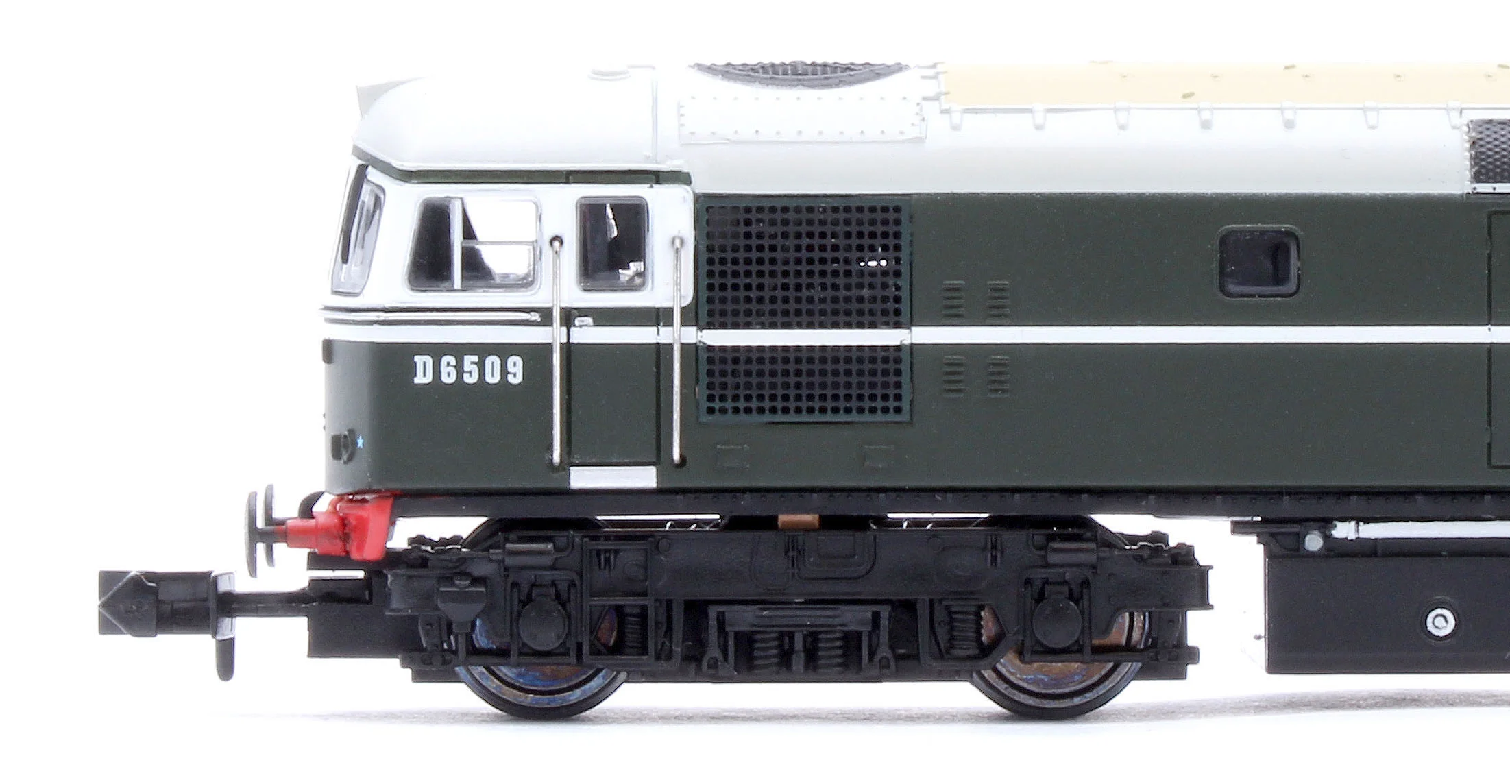 2D-001-009 Class 33/0 D6509 BR Green No Yellow Warning Panel Diesel Locomotive - Image 6
