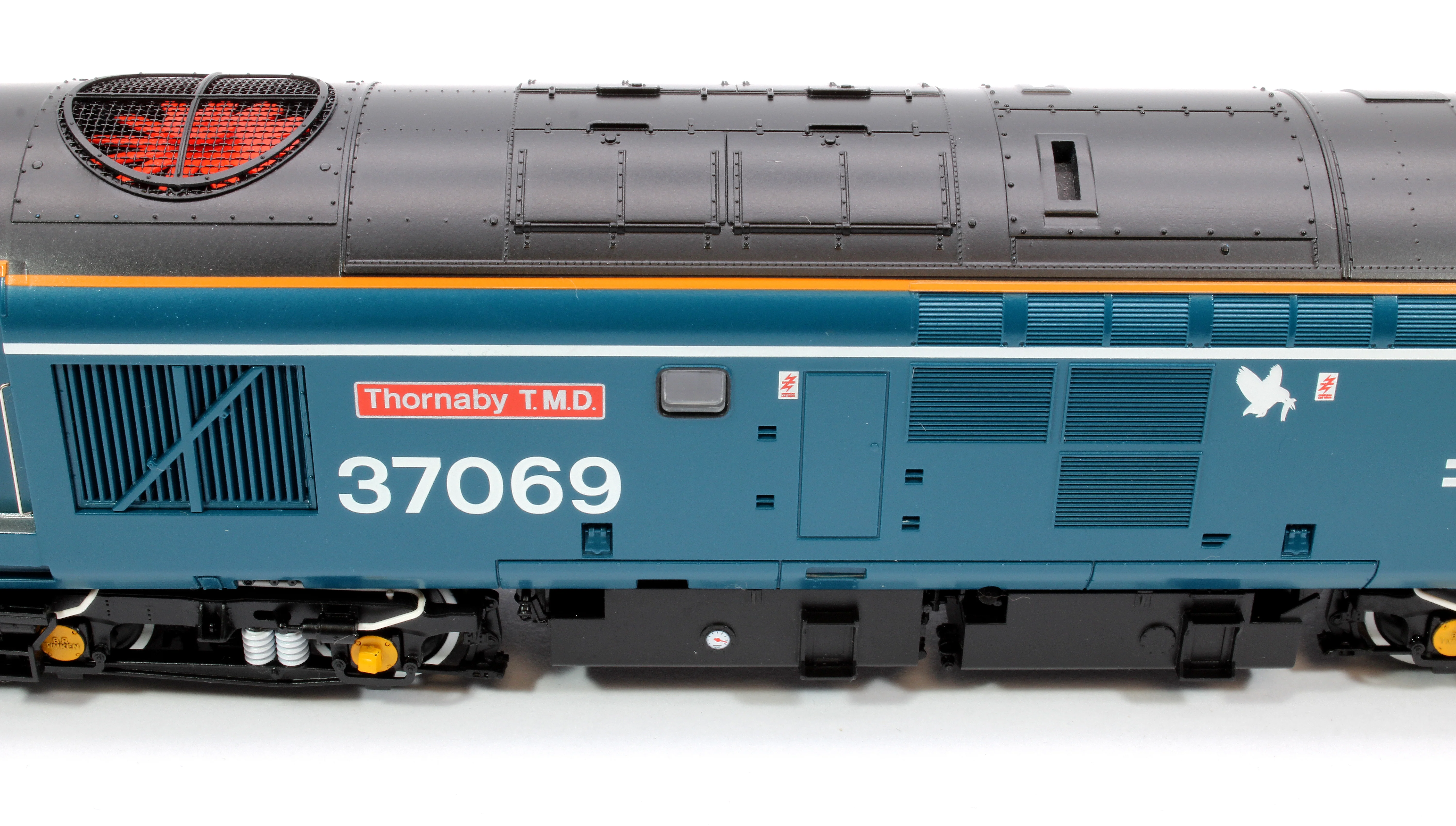 Class 37/0 Split Headcode 37069 'Thornaby TMD' BR Blue (White Stripe) Diesel Locomotive - Image 10
