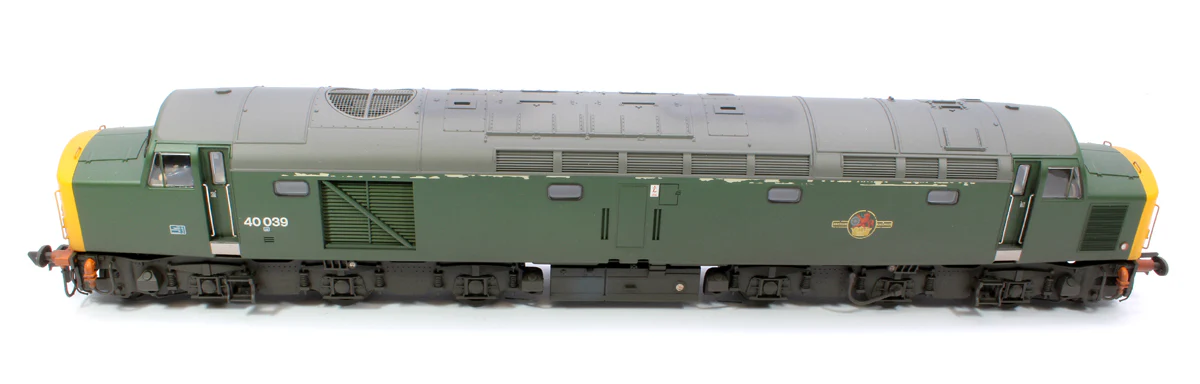 Class 40 Disc Headcode 40039 BR Green (Full Yellow Ends) Diesel Locomotive - Weathered - Image 12