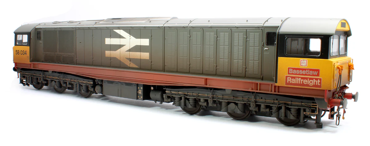 Class 58 Railfreight Red Stripe 58034 Bassetlaw Diesel Locomotive - Weathered - Image 4