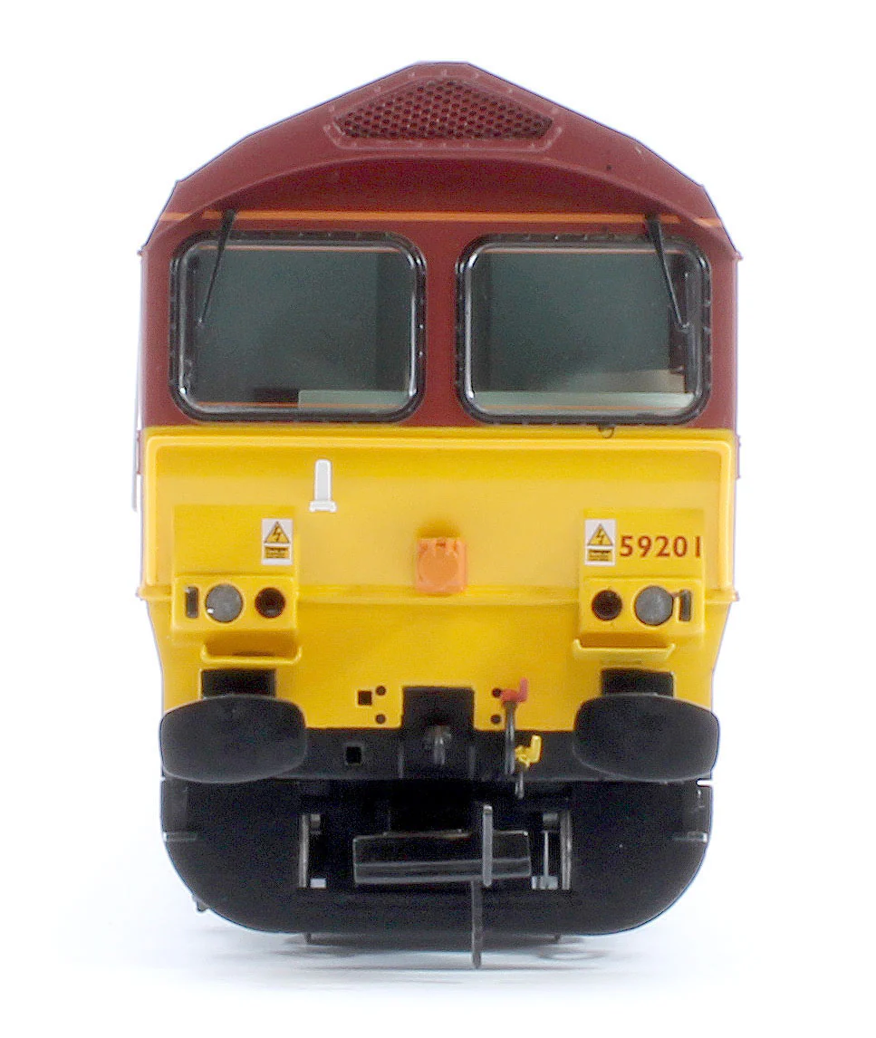 4D-005-005 Class 59 59201 EWS Vale of York Diesel Locomotive - Image 9