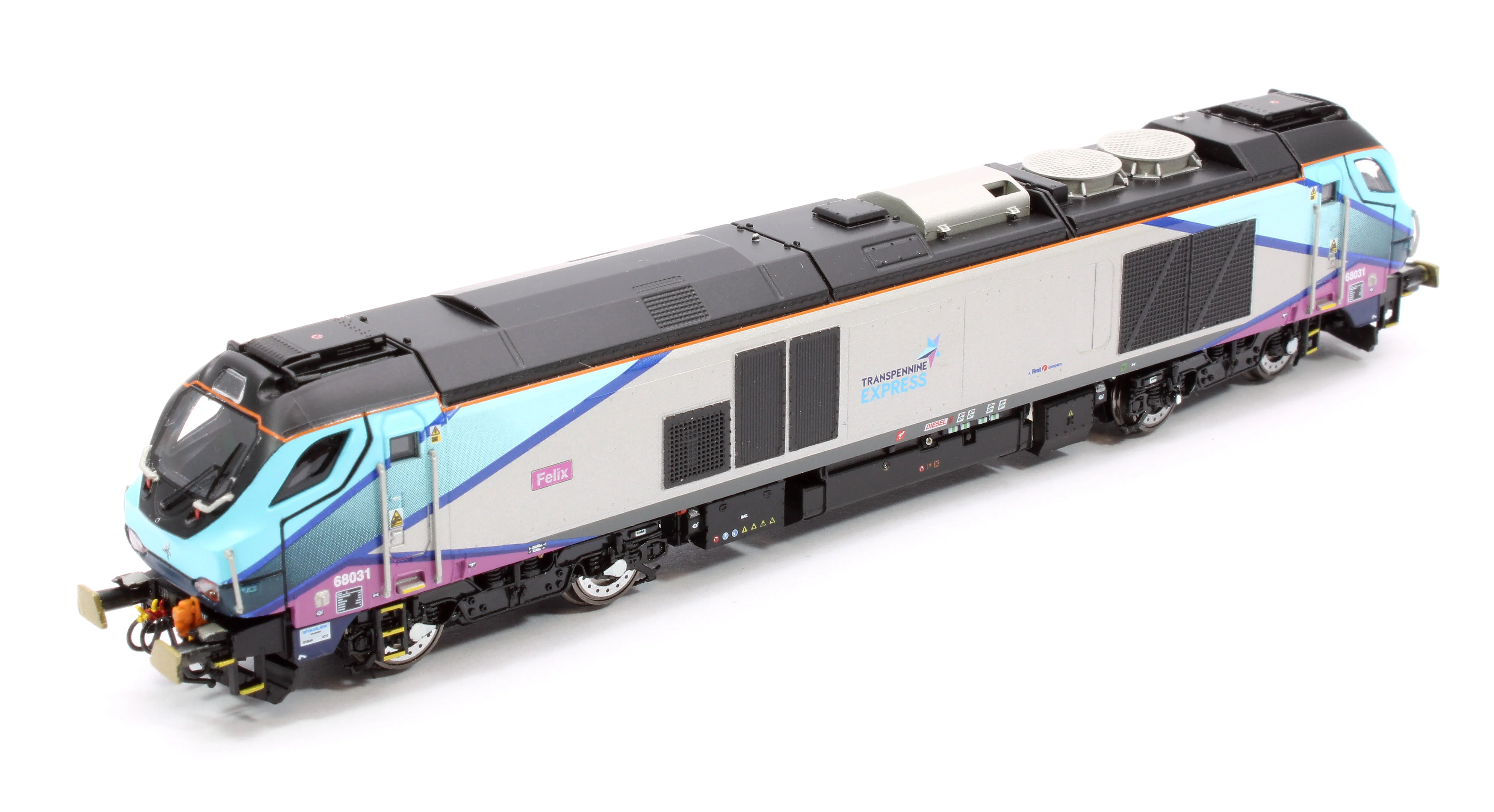 Class 68 Felix 68031 Transpennine Express Diesel Locomotive - Image 12