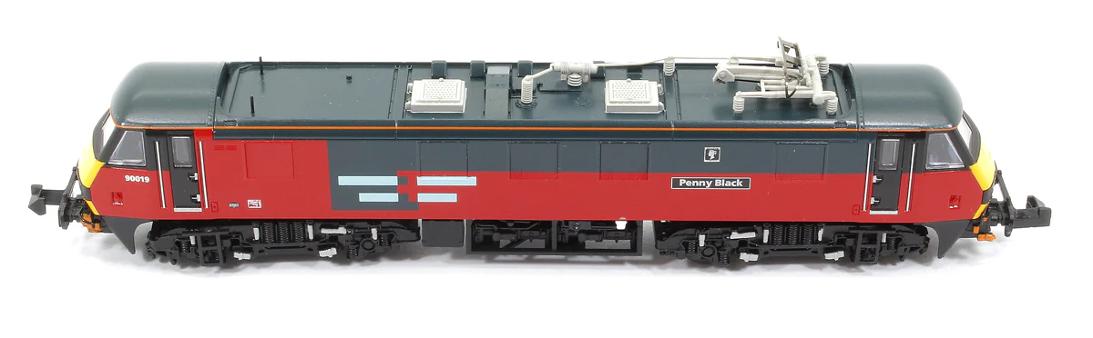 Class 90/0 90019 'Penny Black' Rail Express Systems Electric Locomotive - Image 11