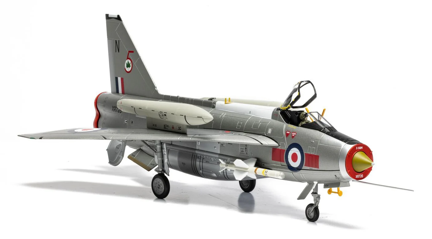 English Electric Lightning F.6 XR726/N, RAF No.5 Squadron - Image 12