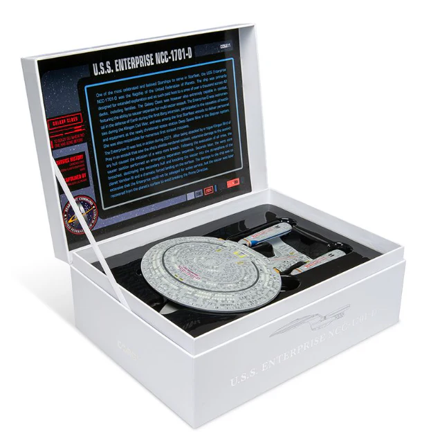 CC96611 Star Trek - USS Enterprise NCC-1701-D (The Next Generation) - Image 5