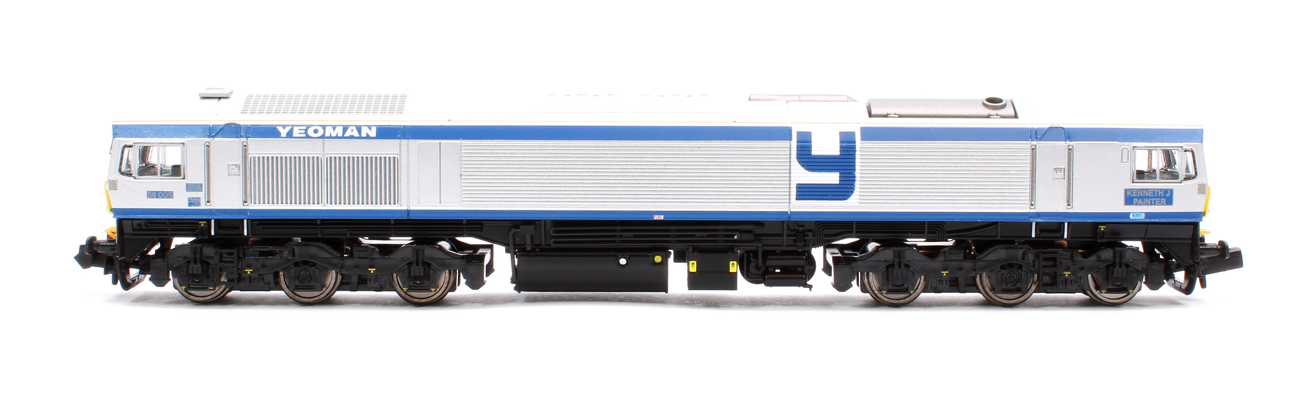 Class 59 #59005 "Kenneth J Painter" Foster Yeoman Silver Livery Diesel Locomotive - DCC Sound - Image 5