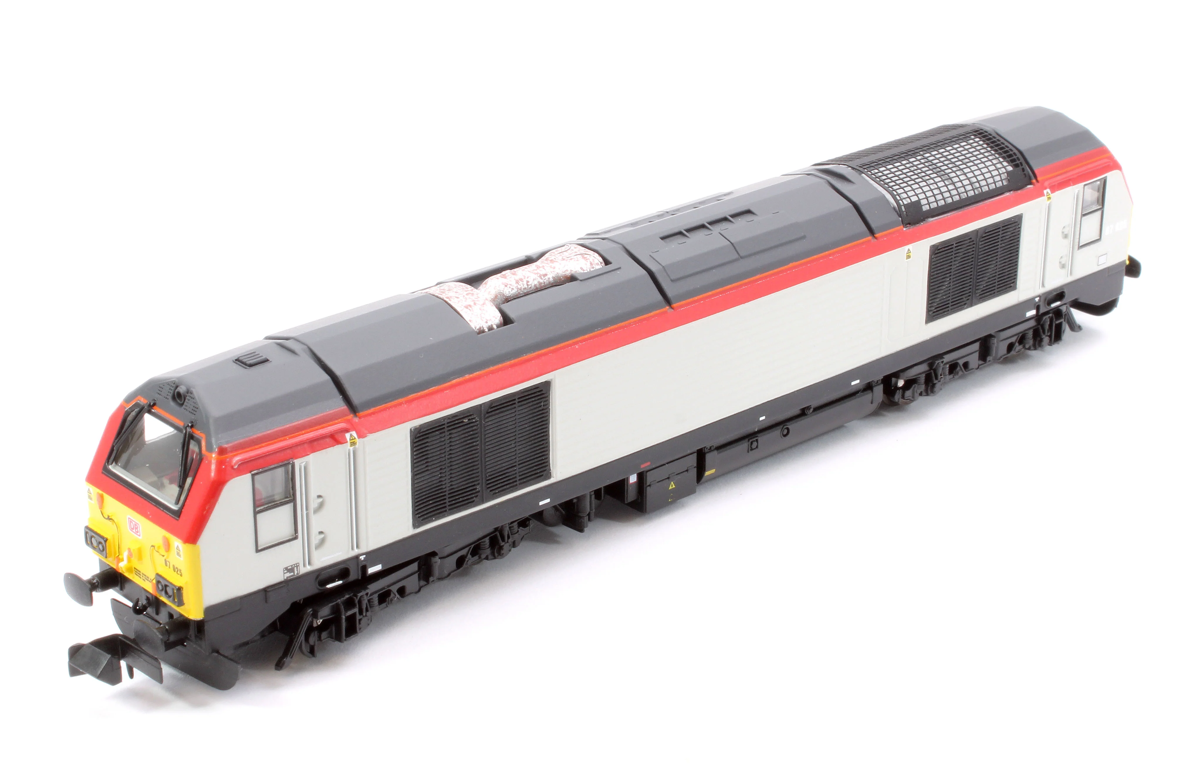 2D-010-013D Class 67 Transport For Wales 67025 Diesel Locomotive - DCC Fitted - Image 11