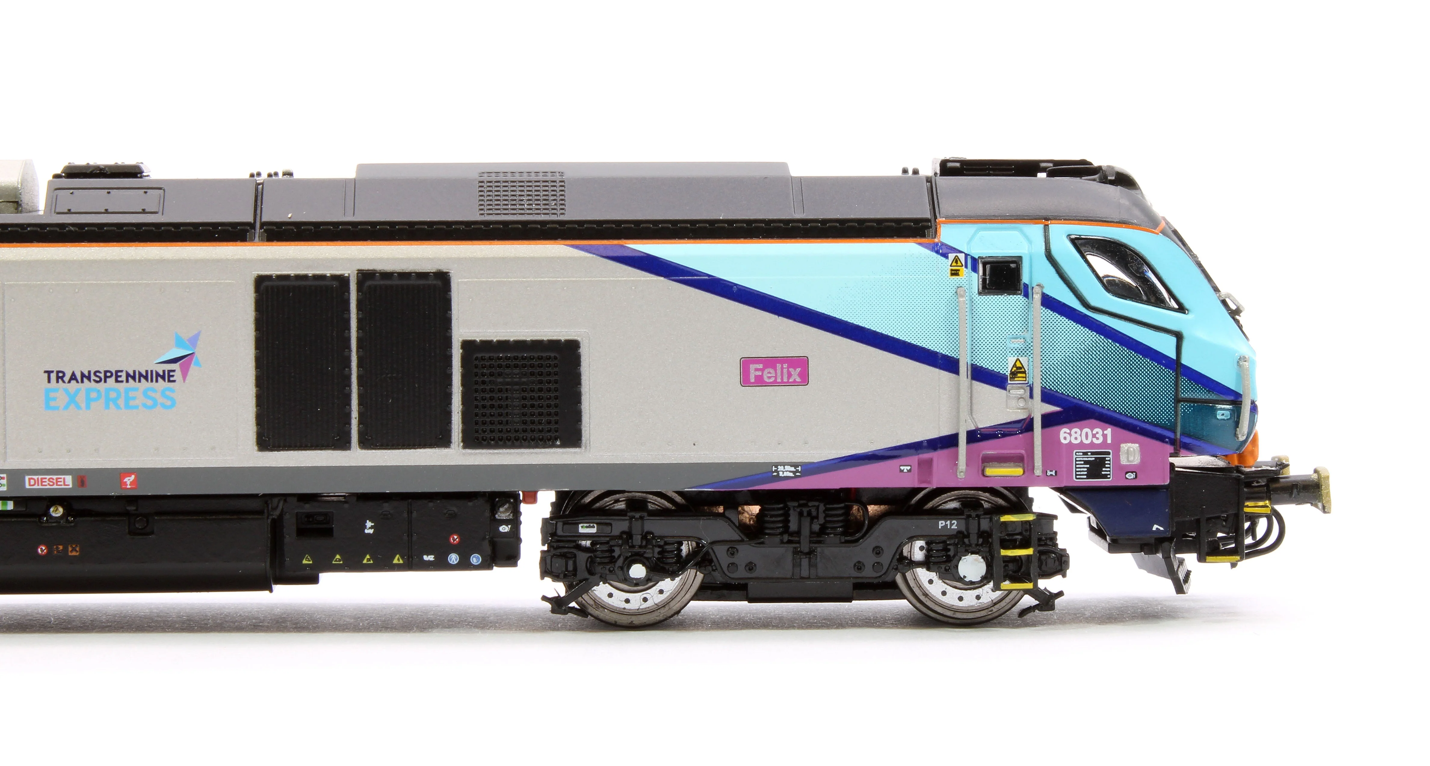 Pre-Owned 2D-022-015S Class 68 Felix 68031 Transpennine Express Diesel Locomotive - DCC Sound - Image 7