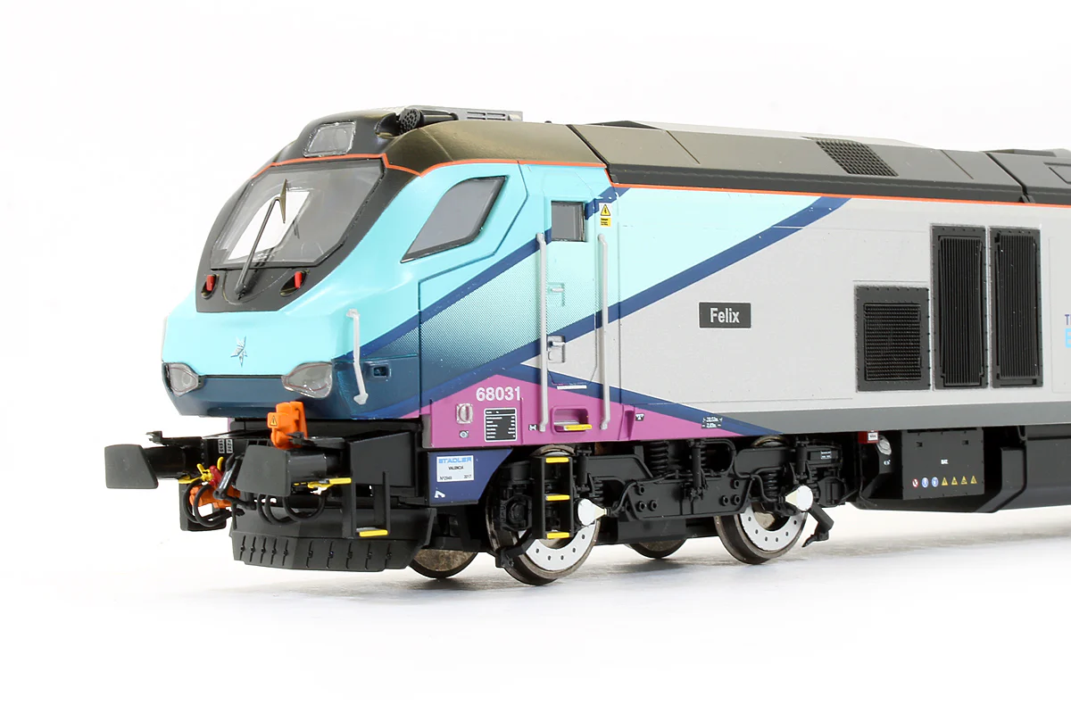 Pre-Owned 4D-022-022 Class 68 'Felix' 68031 Transpennine Express Diesel Locomotive - DCC Fitted - Image 3