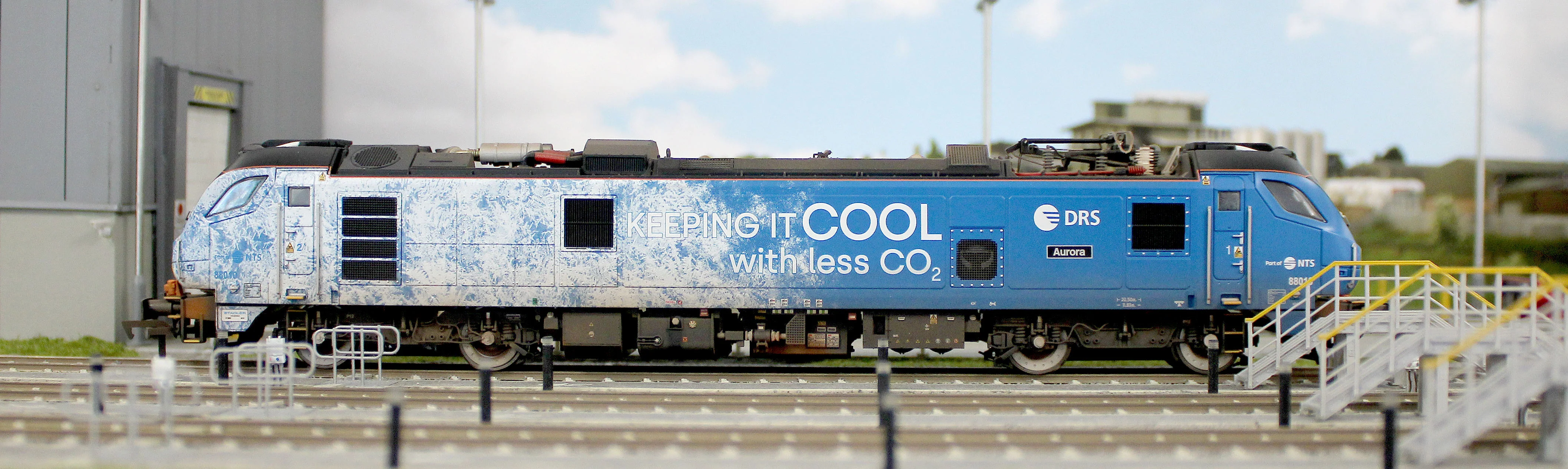 Highly Detailed Premium Weathered Class 88 'Aurora' 88010 DRS Refrigerated Rail Electro-Diesel Locomotive - Image 12