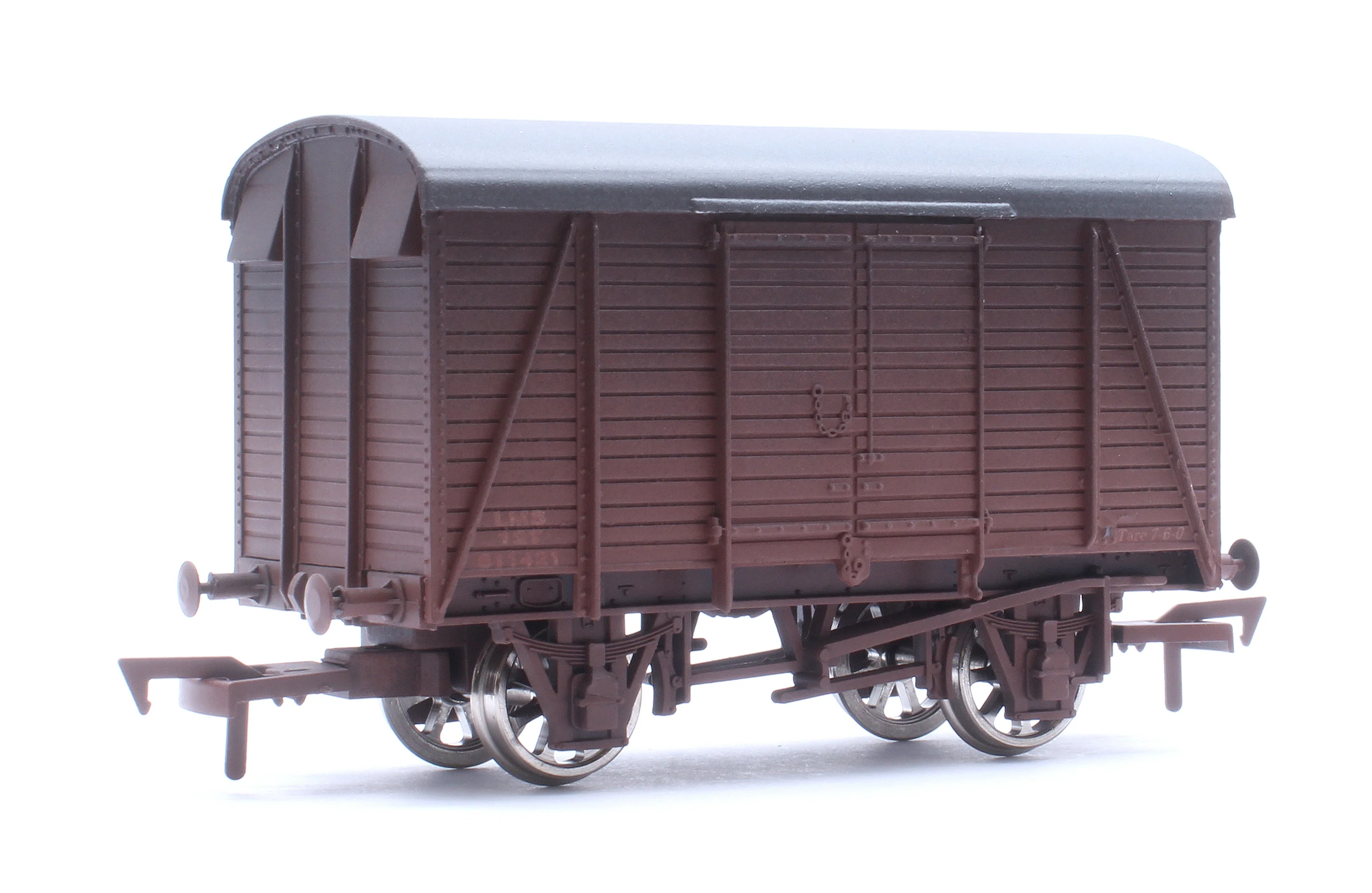 Box Van LMS No.611421 - Weathered - Image 3