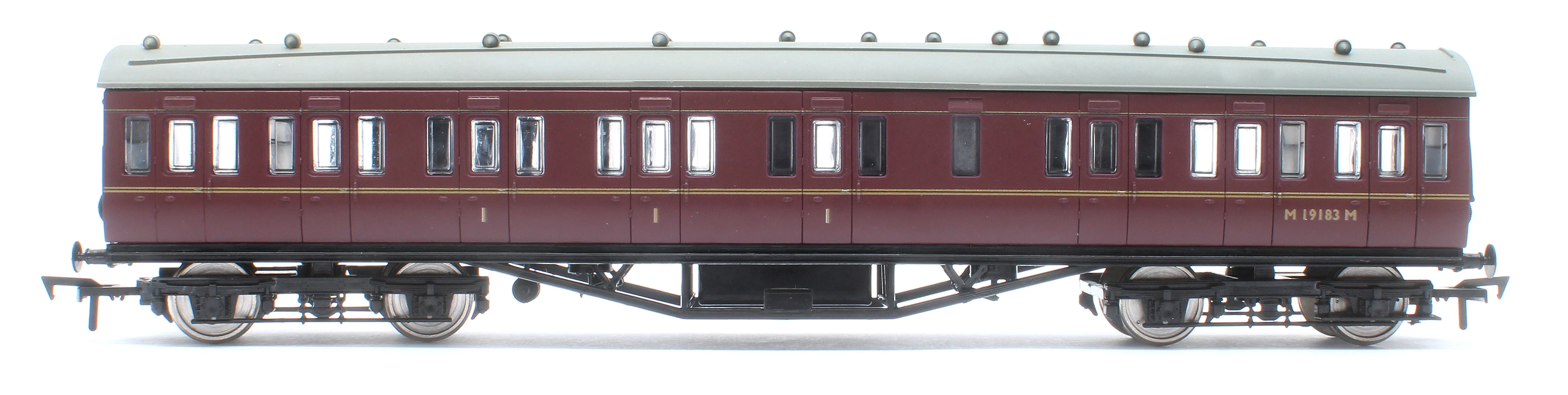 4P-010-152 57ft Stanier Non-Corridor Composite M19183M BR Lined Maroon - Image 2