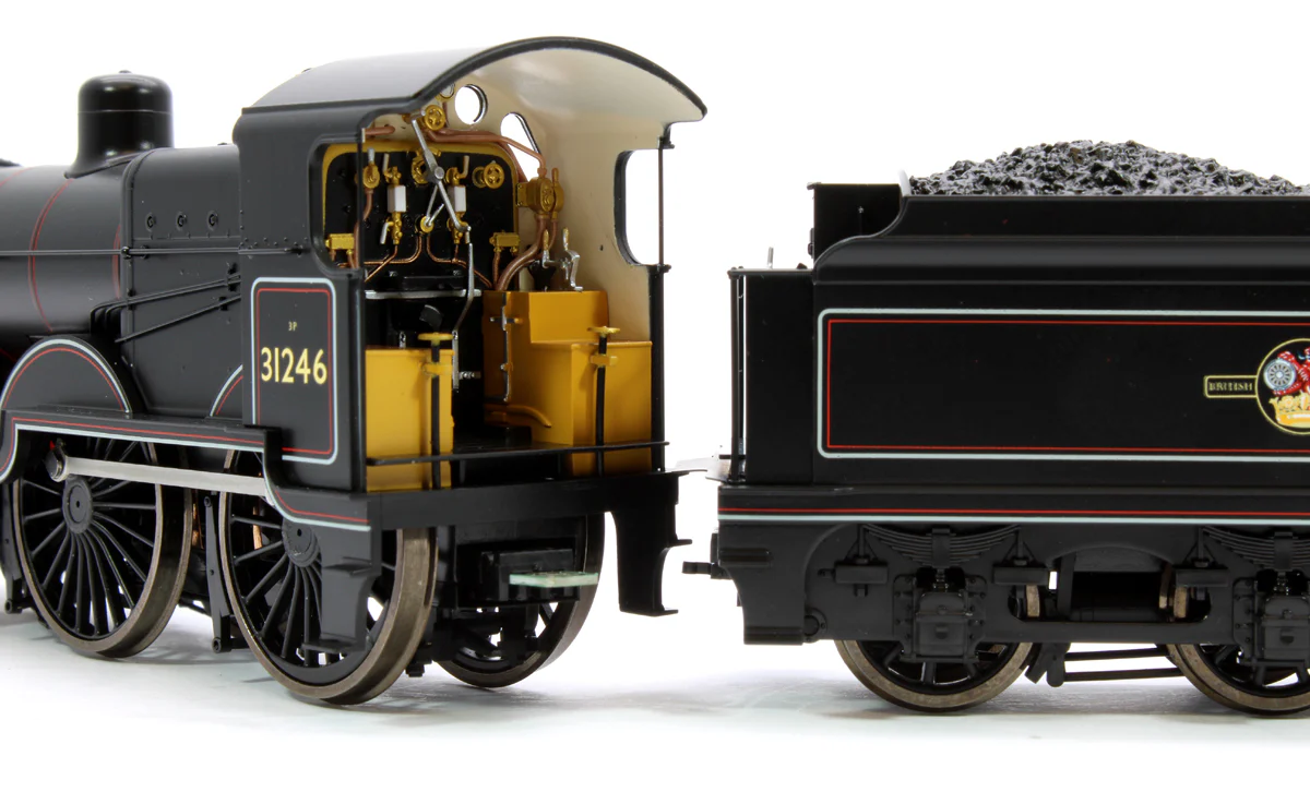 SECR Maunsell D1 Class BR Black (Late Crest) 4-4-0 Steam Locomotive No.31246 (DCC Sound) - Image 7