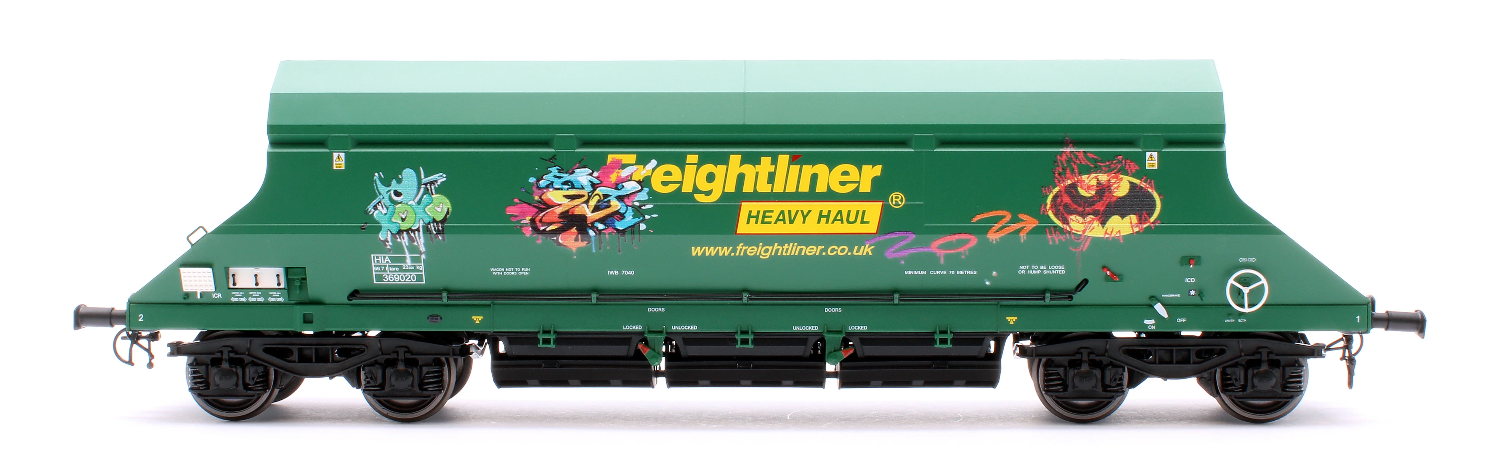 HIA Freightliner Green Heavy Haul Limestone Hopper 369020 Graffiti - Image 4