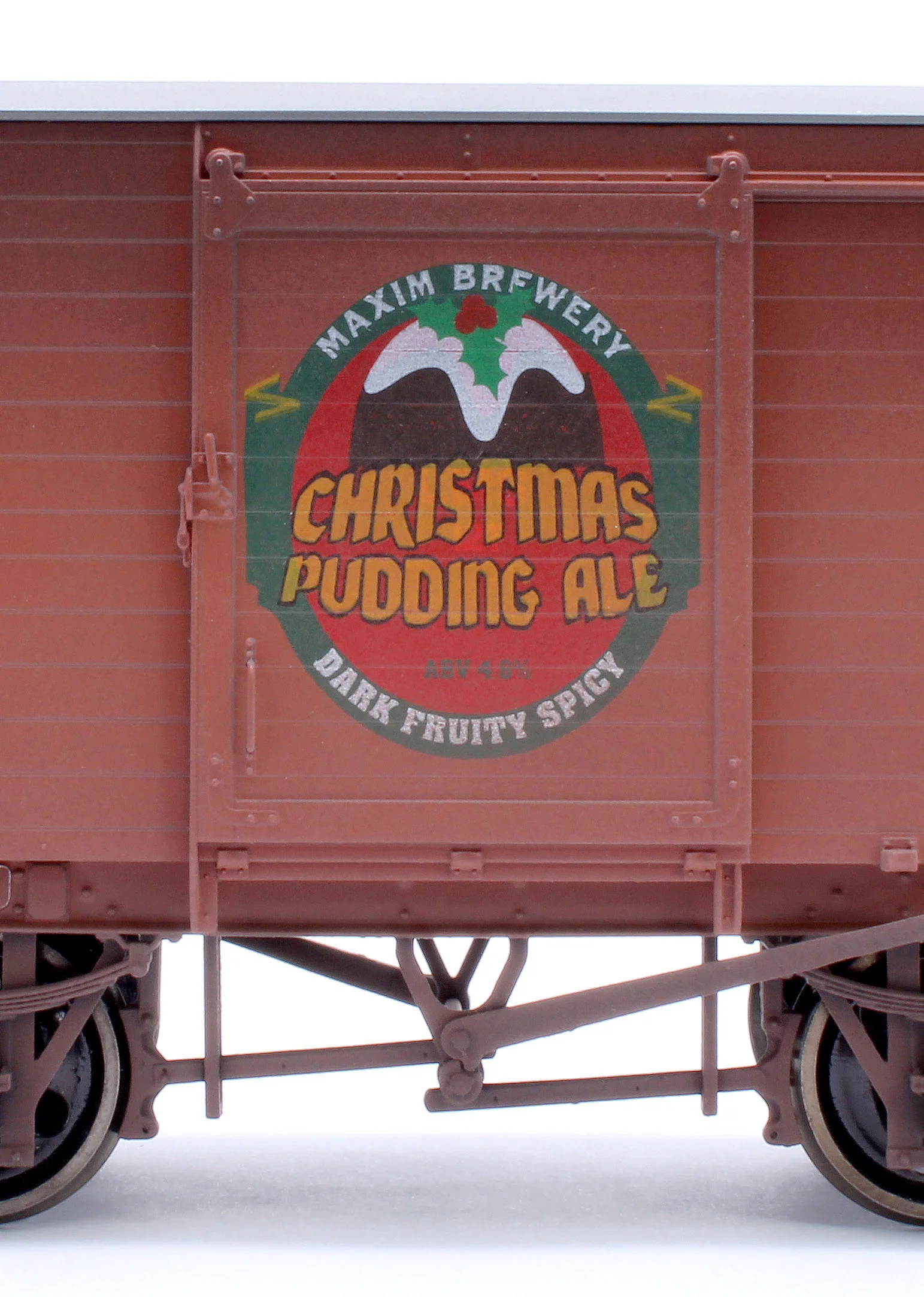 LMS 12t Van Christmas Pudding Ale - Weathered - Image 4