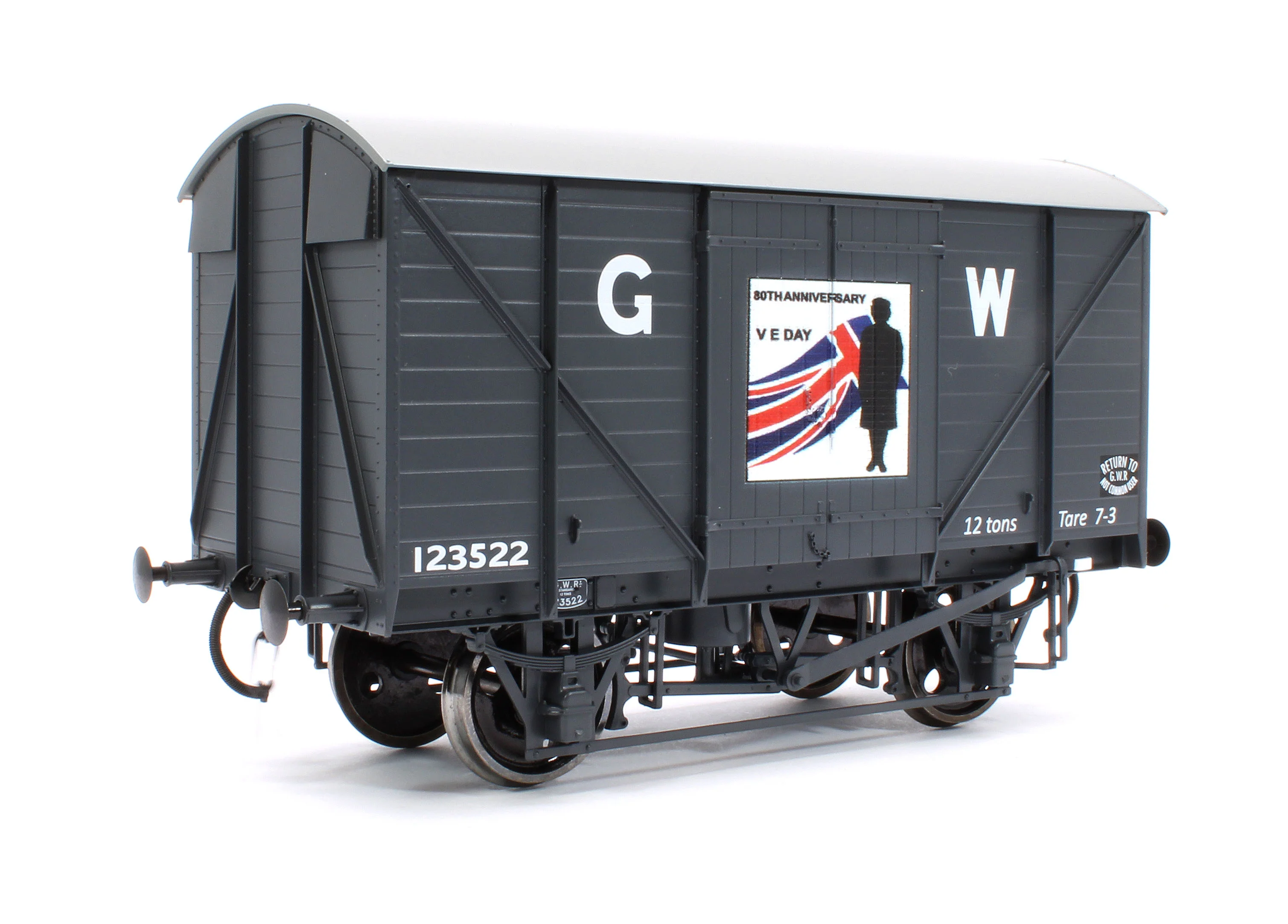 7F-066-011 GW Standard VE Day 80th Anniversary Army No.123522