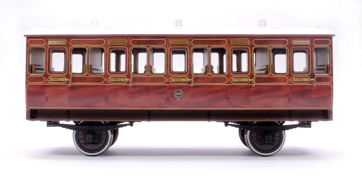 Stroudley 4 Wheel Suburban Oil Lit 2nd Mahogany 507 - DCC & Light Bar Fitted - Image 2