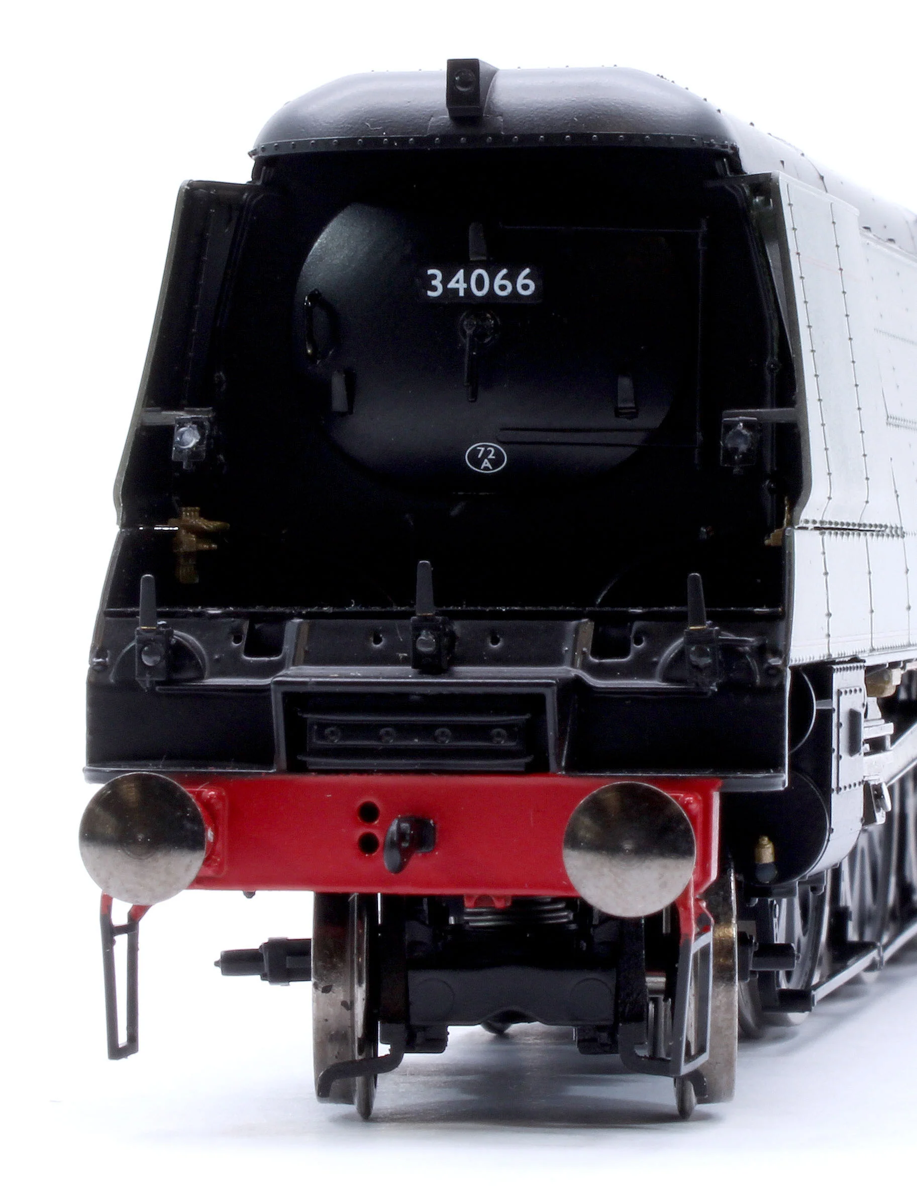 Black Label Battle of Britain Spitfire 34066 BR Green Late Crest Steam Locomotive - DCC Sound & Smoke - Image 10
