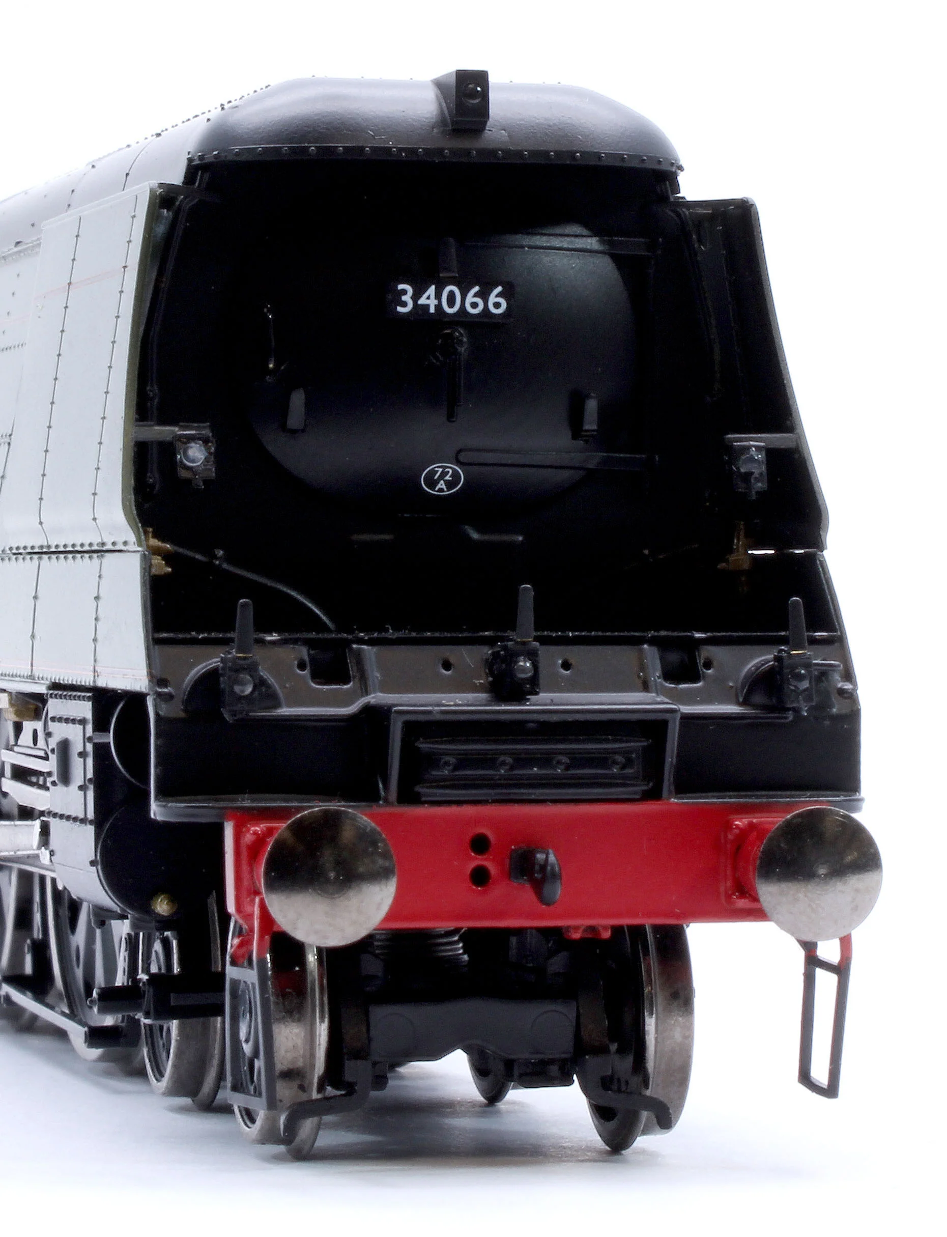 Black Label Battle of Britain Spitfire 34066 BR Green Late Crest Steam Locomotive - DCC Sound & Smoke - Image 11