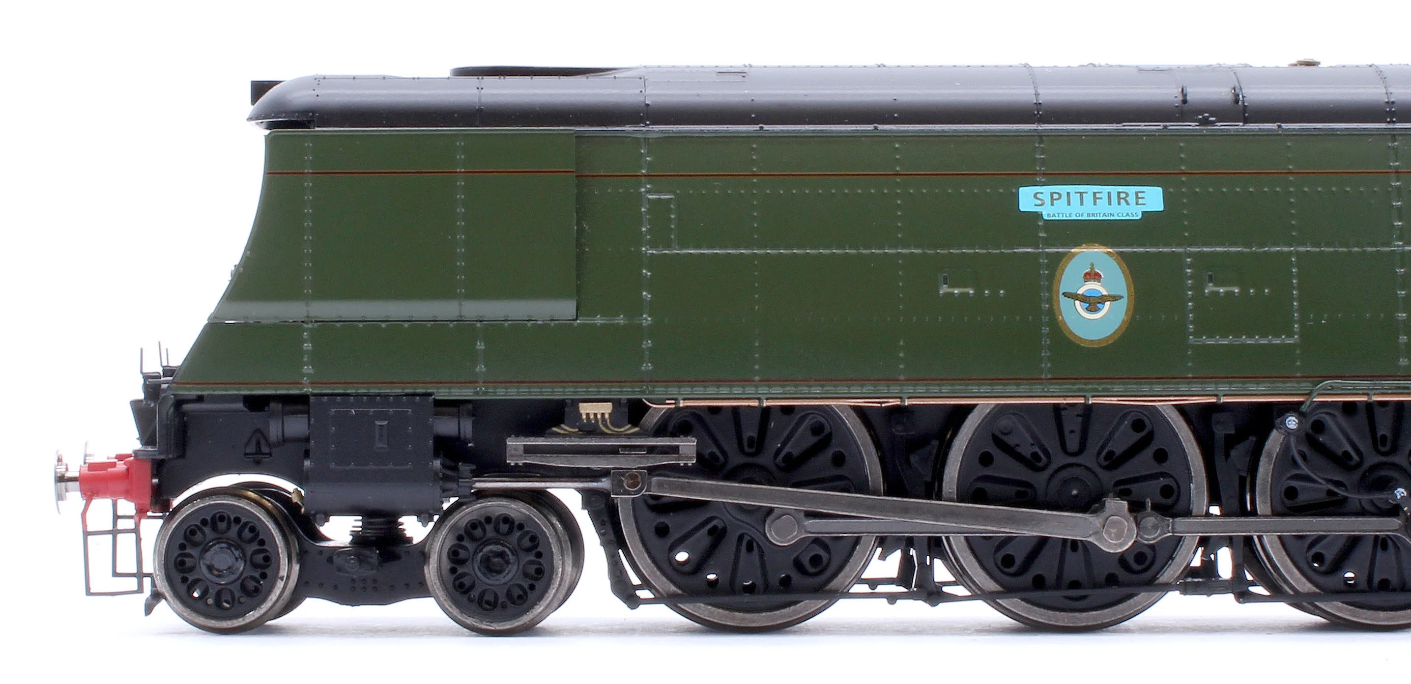 Black Label Battle of Britain Spitfire 34066 BR Green Late Crest Steam Locomotive - DCC Sound & Smoke - Image 7