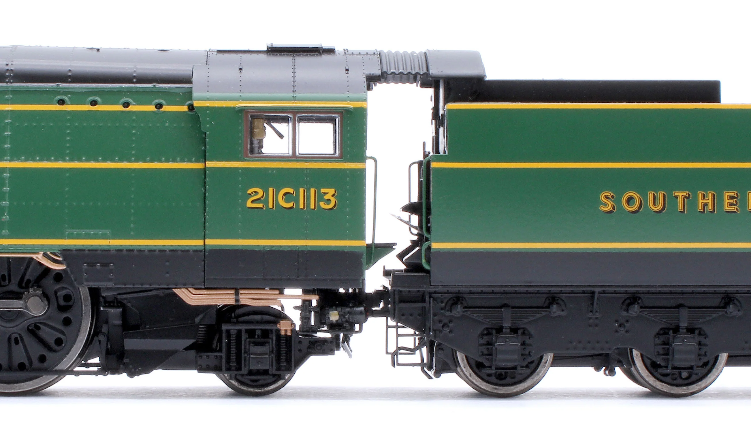 Black Label West Country Okehampton 21C113 SR Malachite Green Steam Locomotive - DCC Sound & Smoke - Image 8