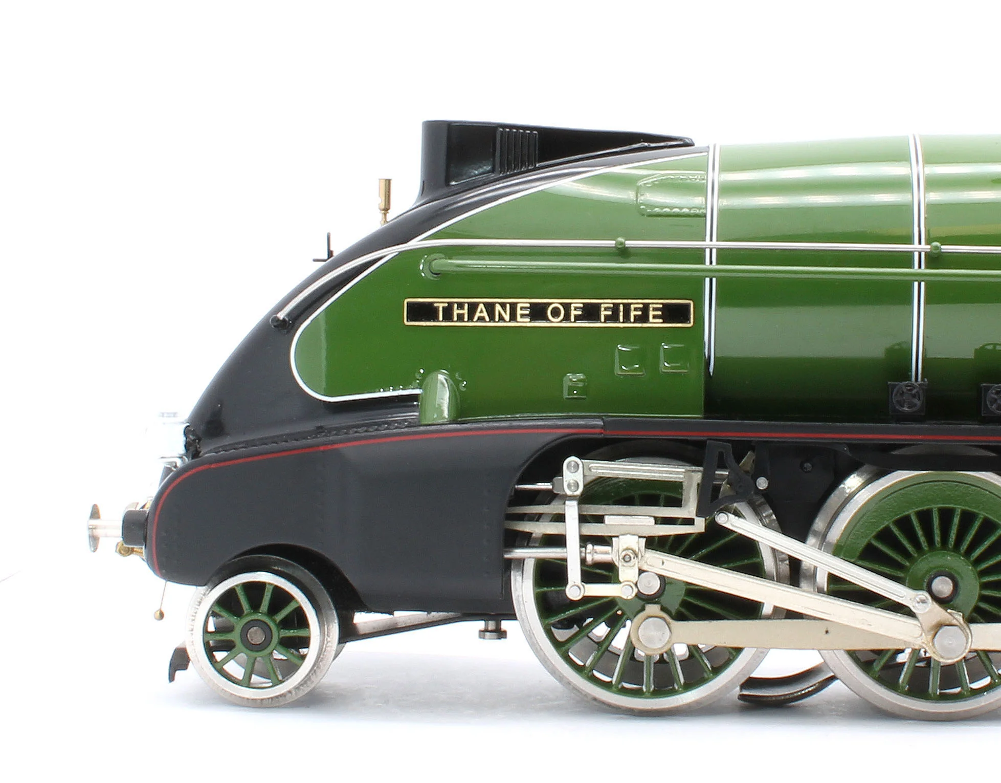 E/36-B1-TF P2 Class Streamlined "Thane of Fife" 2-8-2 LNER Lined Apple Green No. 2005 Steam Locomotive - Image 5