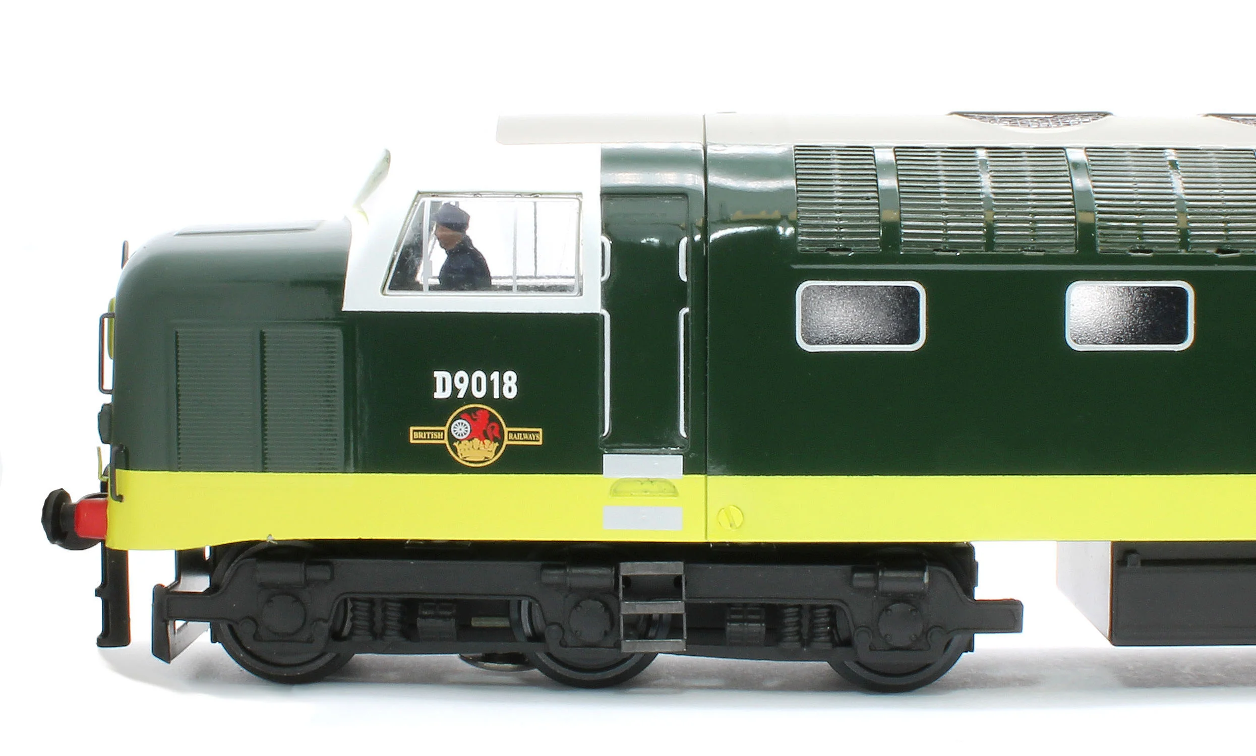 E/41-B2 Class 55 English Electric Deltic "Ballymoss" BR Green Small Yellow Panels No. D9018 Diesel Locomotive - Image 7