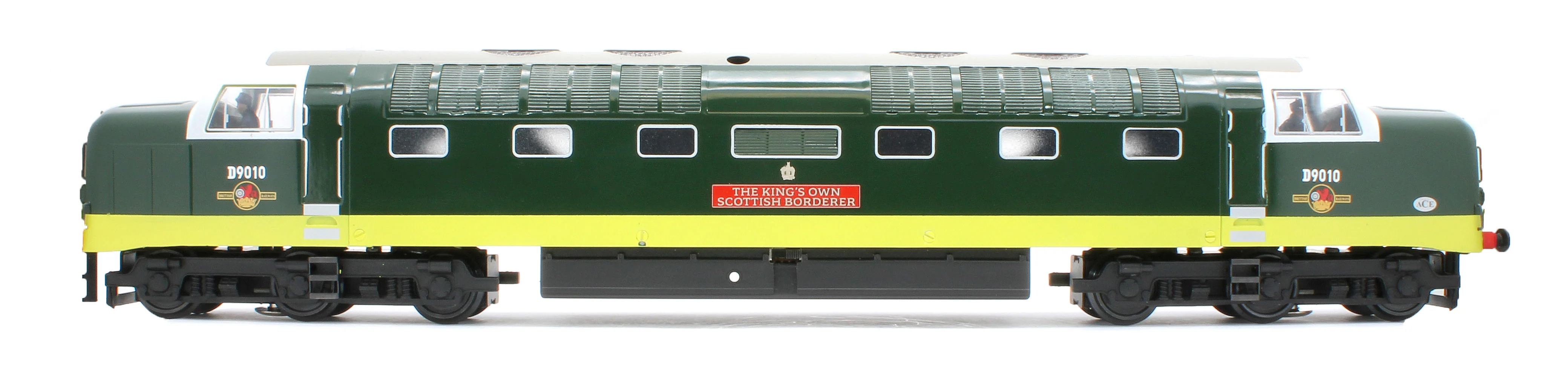 E/41-B2 Class 55 English Electric Deltic "The Kings Own Scottish Borderer" BR Green Small Yellow Panels No. D9010 Diesel Locomotive - Image 2