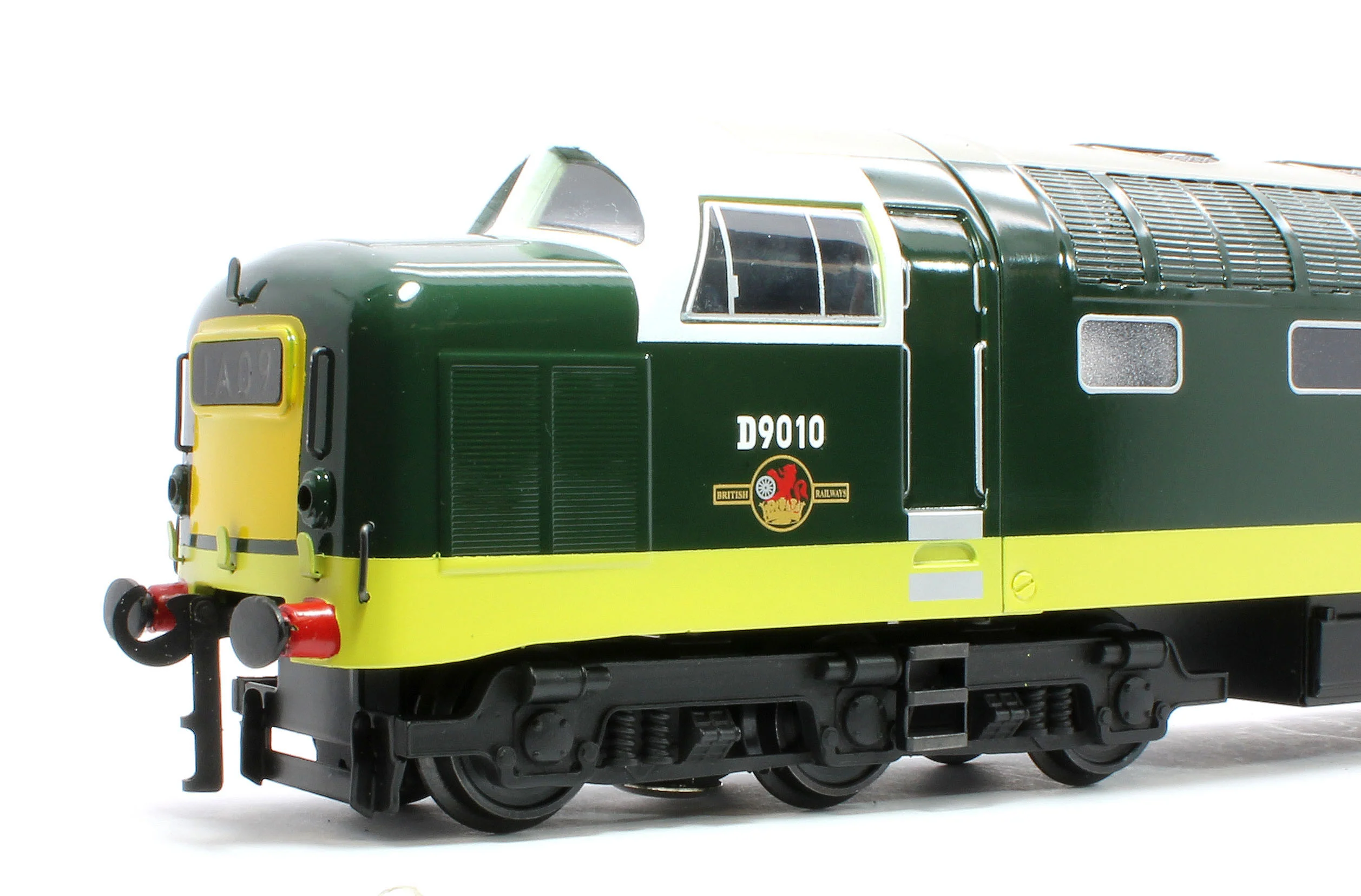 E/41-B2 Class 55 English Electric Deltic "The Kings Own Scottish Borderer" BR Green Small Yellow Panels No. D9010 Diesel Locomotive - Image 6