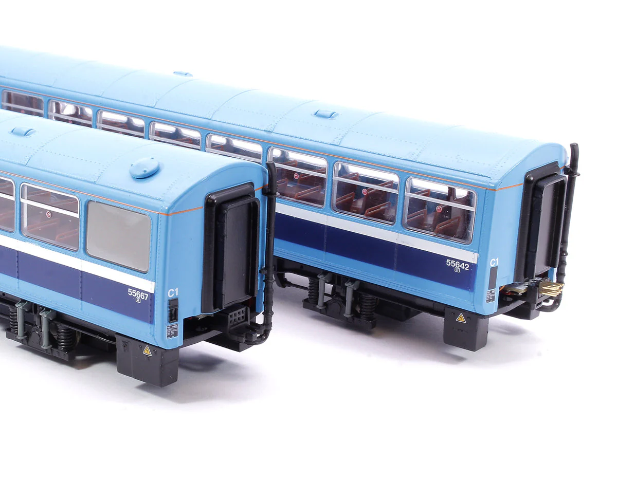 Pre-Owned E83022Class 143 2-Car DMU 143001 BR Provincial (Original) - Image 10