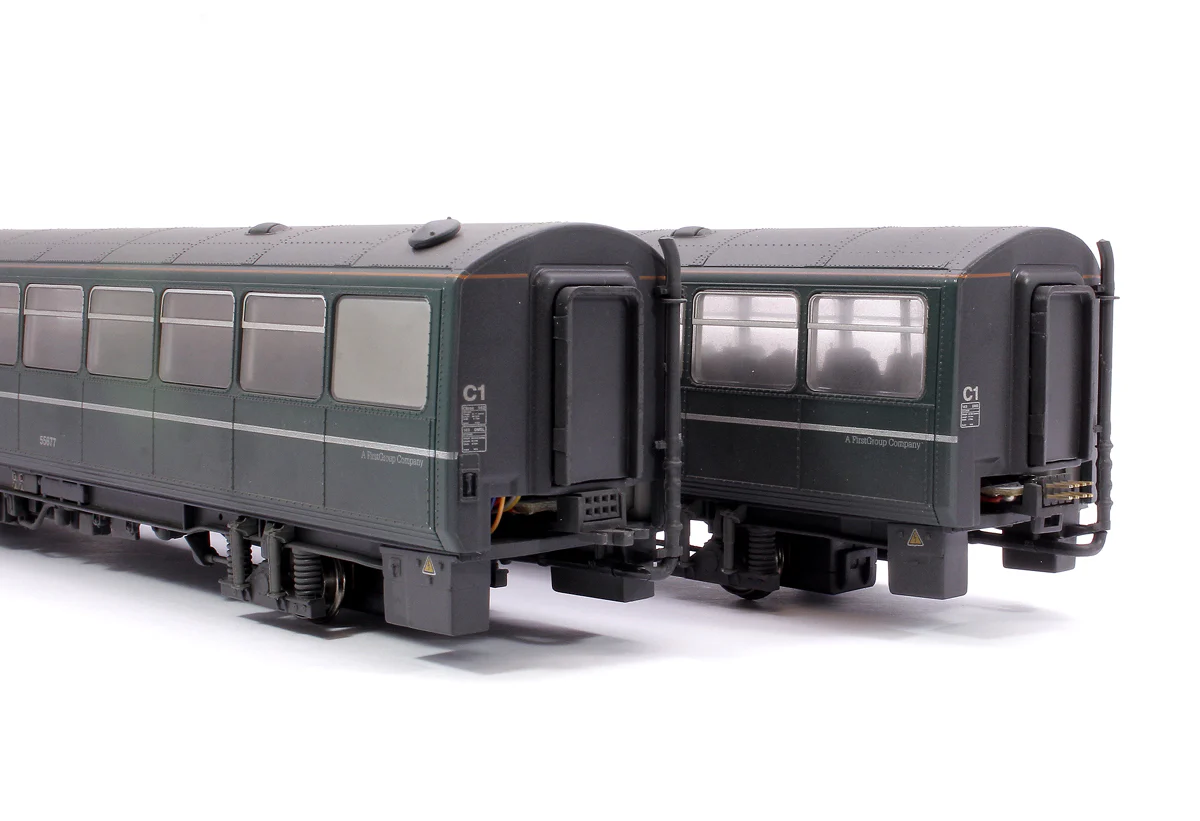 Class 143 2-Car DMU 143611 GWR Green (FirstGroup) - Weathered - Image 9