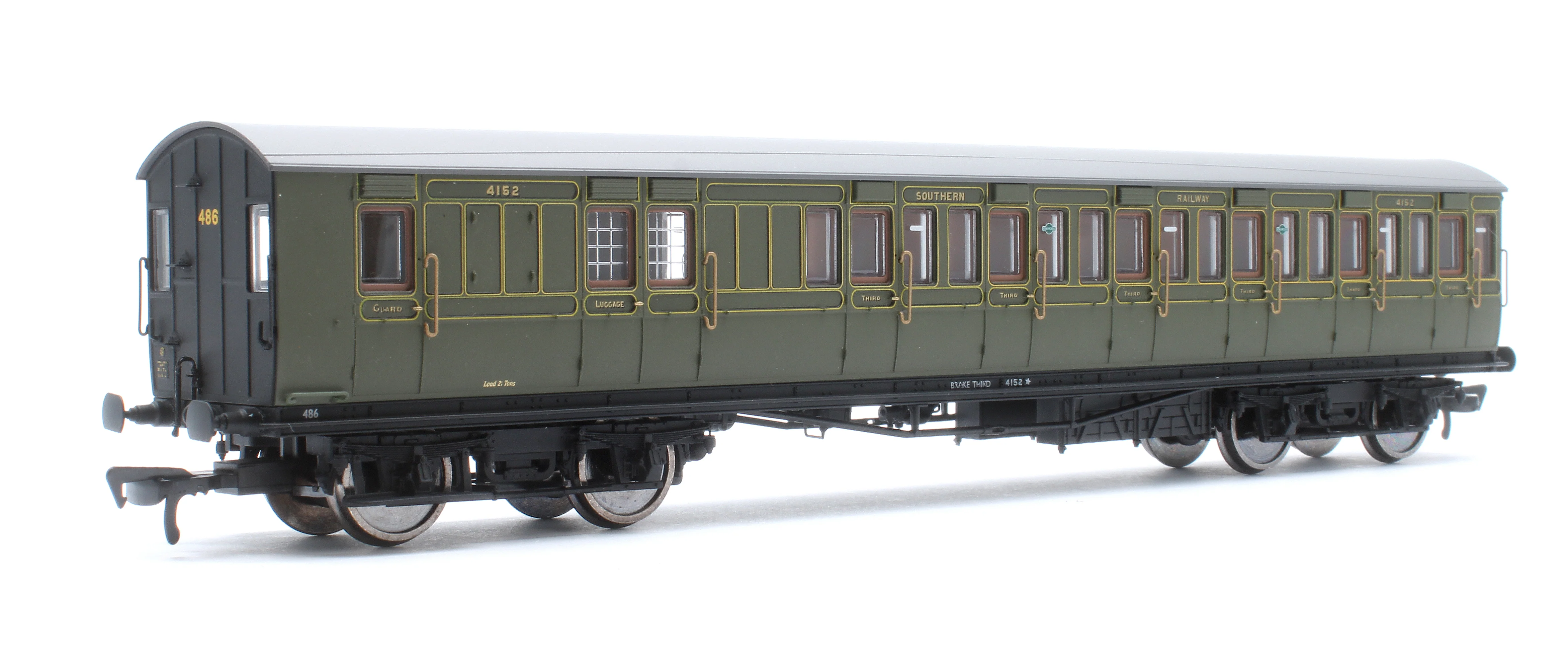 E86021 LBSCR 54ft 'Isle of Wight' 4-Coach Pack SR Maunsell Green No. 486 - Image 3