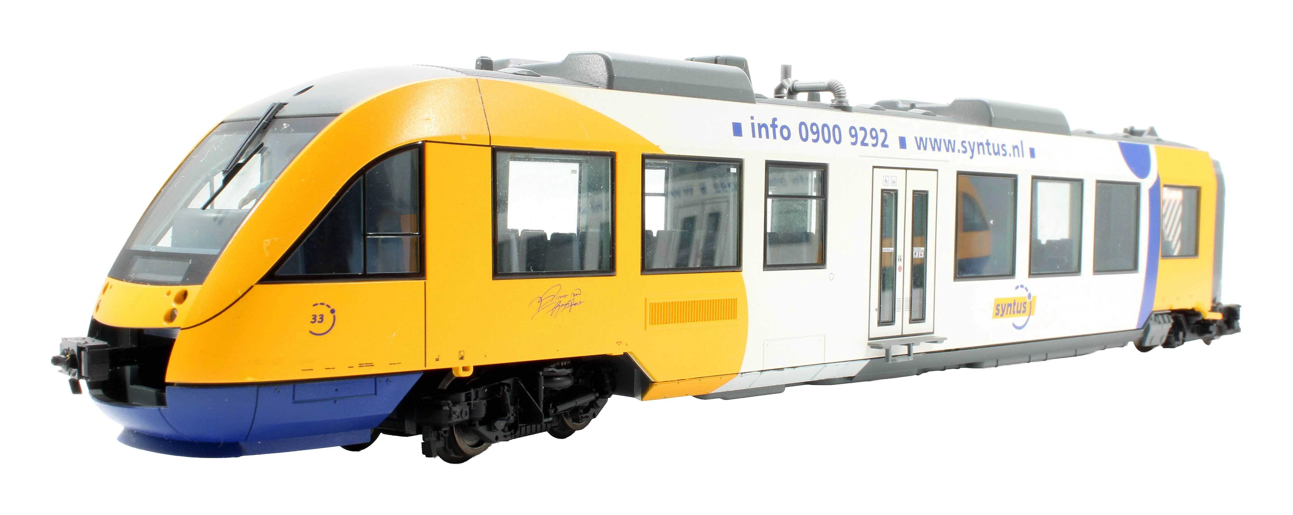 Pre-Owned 4423 Syntus 'LINT' BR 648 2 Car DMU - DCC Fitted - Image 3