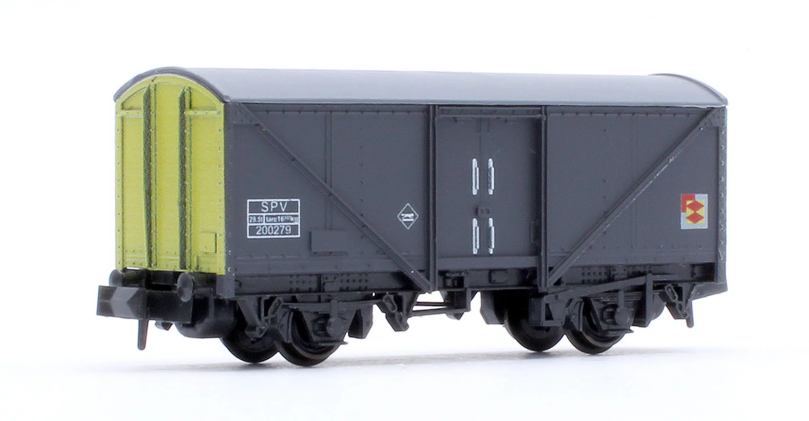 Electric Freight Premium Train Set - Image 5