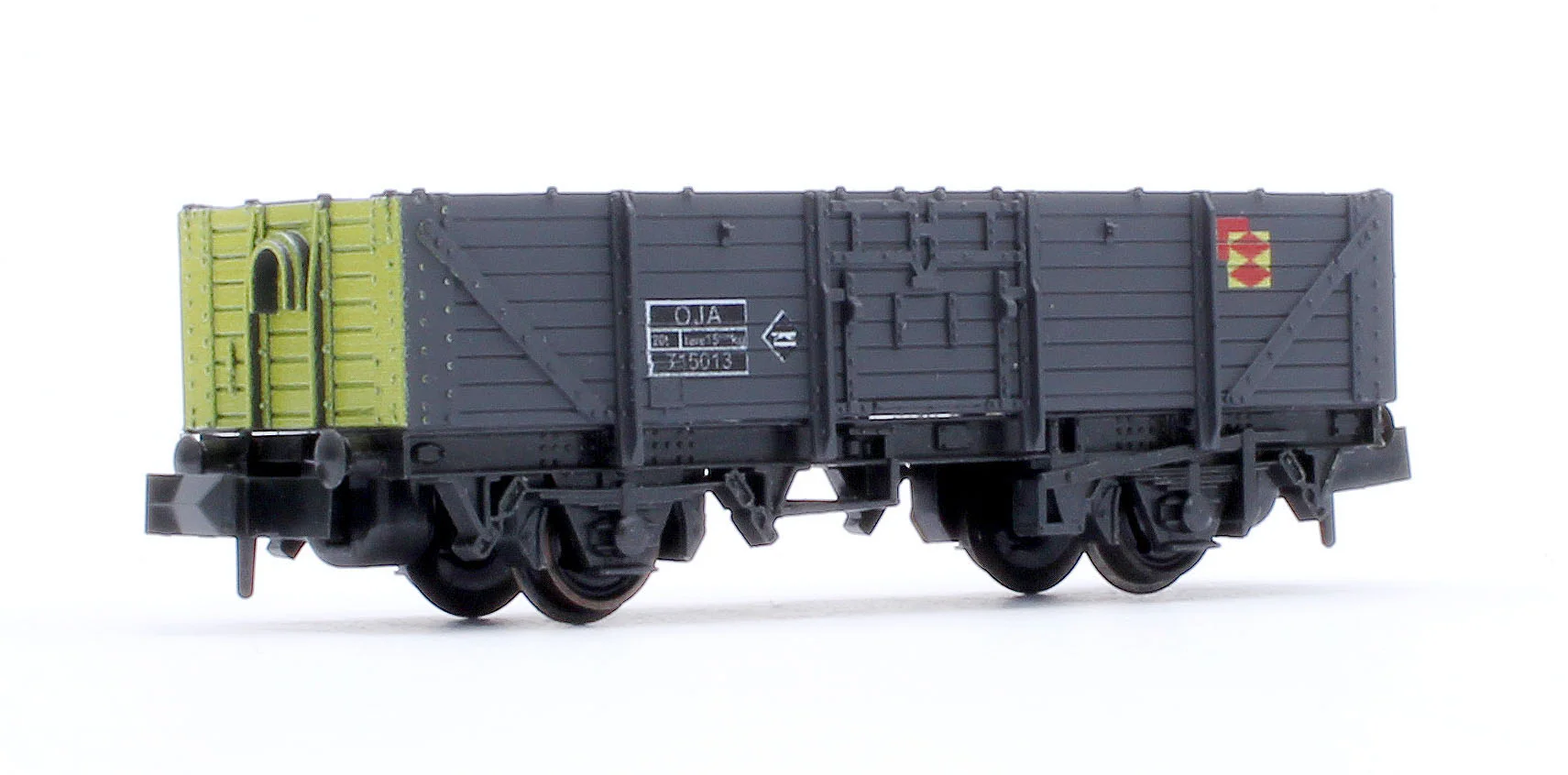 Electric Freight Premium Train Set - Image 8