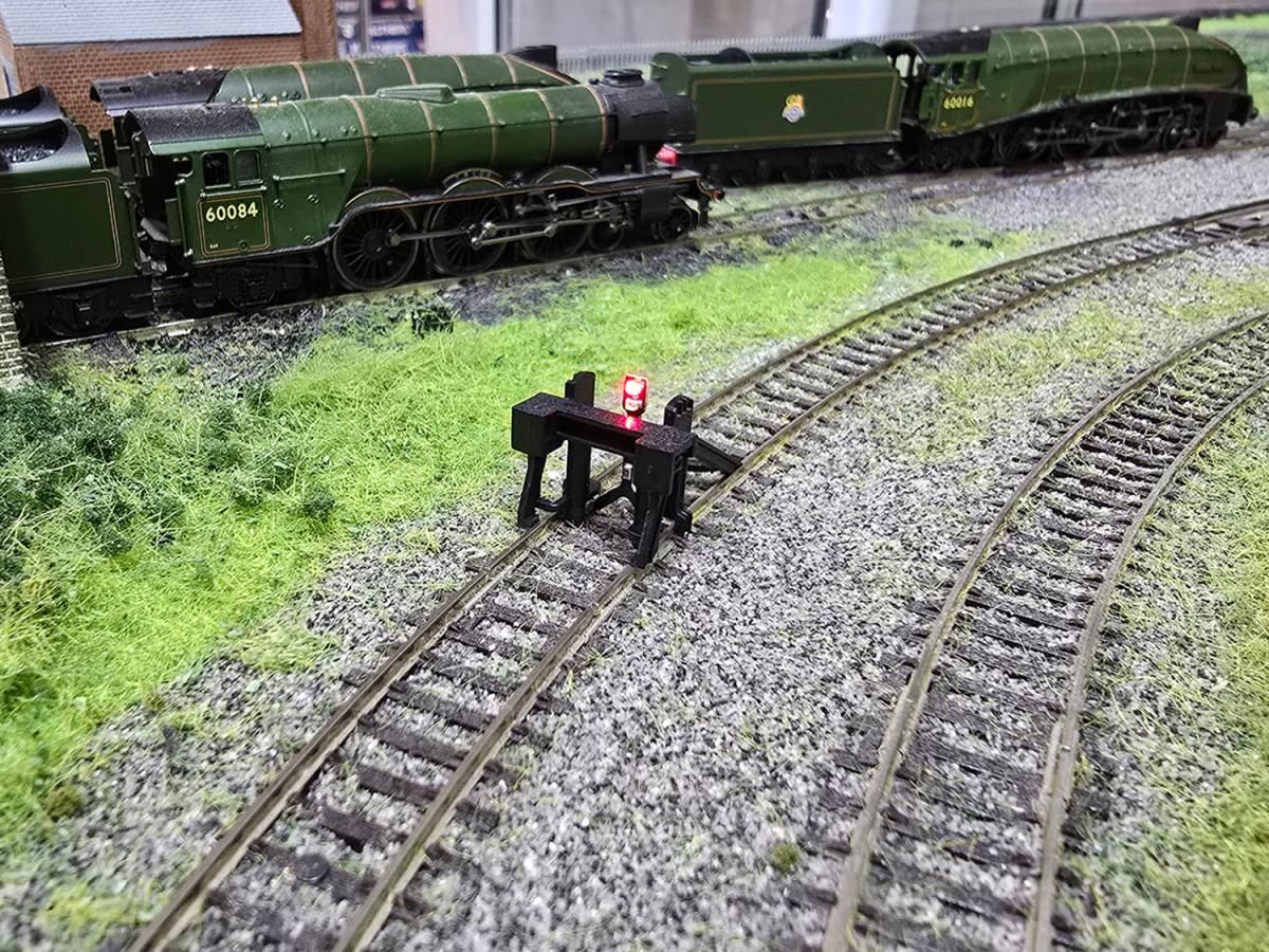 TT:120 Gauge Buffer Stop Lights x2 - Image 4