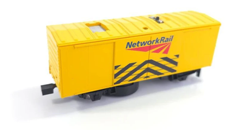 Network Rail Battery Operated Track Cleaning Wagon - Image 3