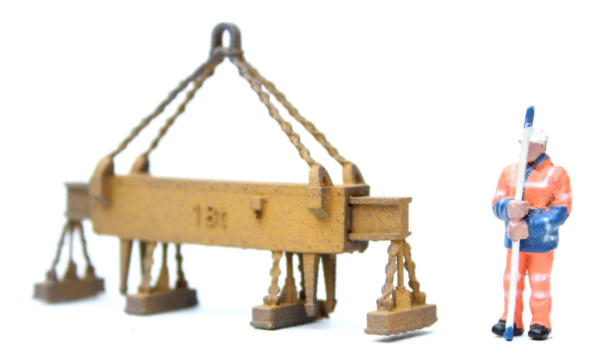 Plate Lift Electromagnet Crane Attachment PAINTED - 1:76 OO Gauge - Image 2