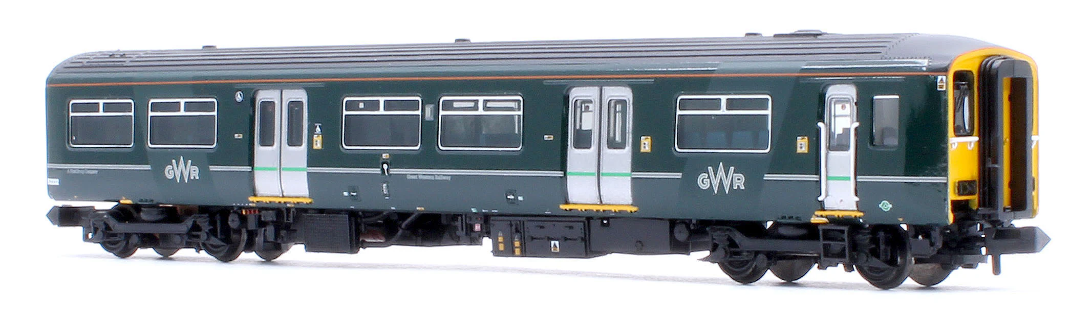 Class 150/2 2-Car DMU 150232 GWR Green (FirstGroup) - DCC Sound - Image 9
