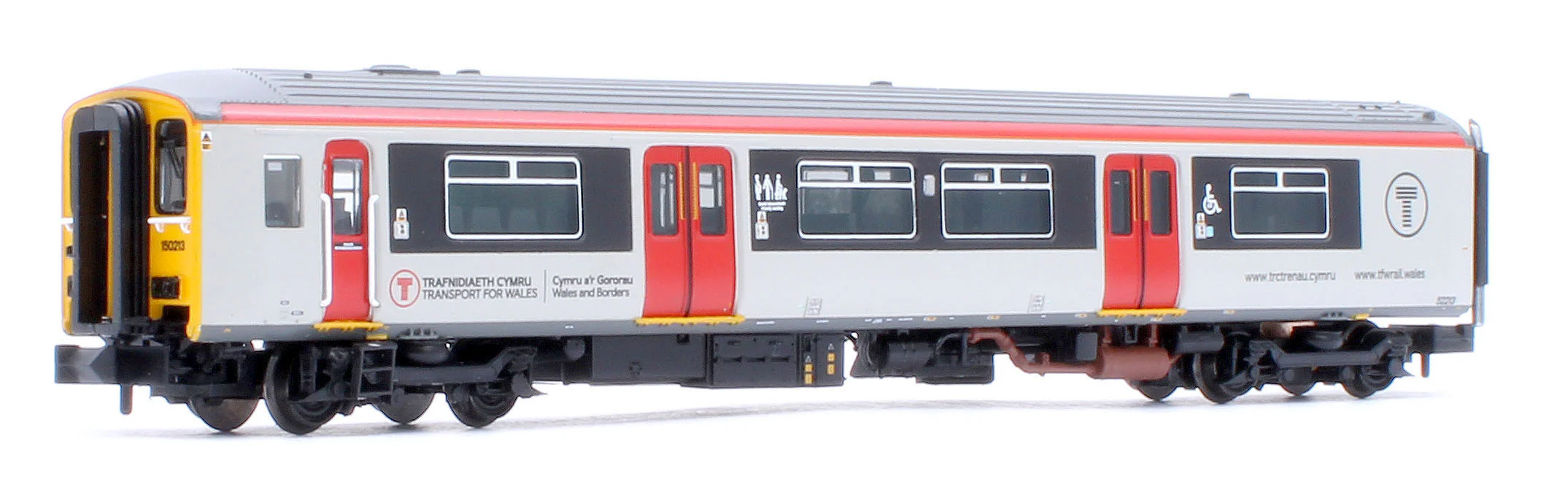 Class 150/2 2-Car DMU 150213 Transport for Wales - DCC Sound - Image 6