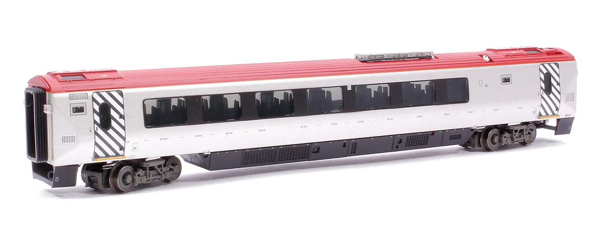 Class 220 4-Car DEMU 220018 'Dorset Voyager' Virgin Trains (Revised) - Image 6