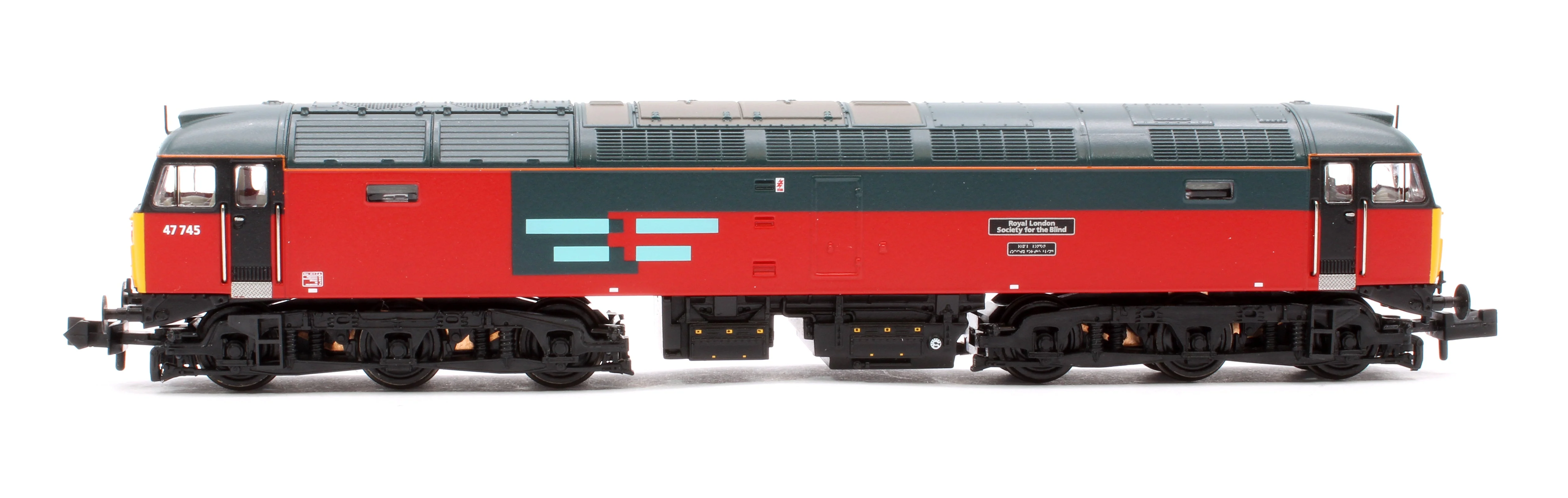 Pre-Owned 372-262 Class 47/7 47745 'Royal London Society For The Blind' Rail Express Systems Diesel Locomotive - Image 5