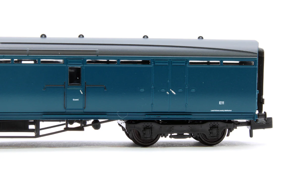 374-863 LNER Thompson Full Brake BR Blue E11 - Image 4