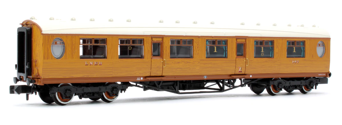 LNER Thompson Composite Corridor LNER Teak Effect 147 - Image 3