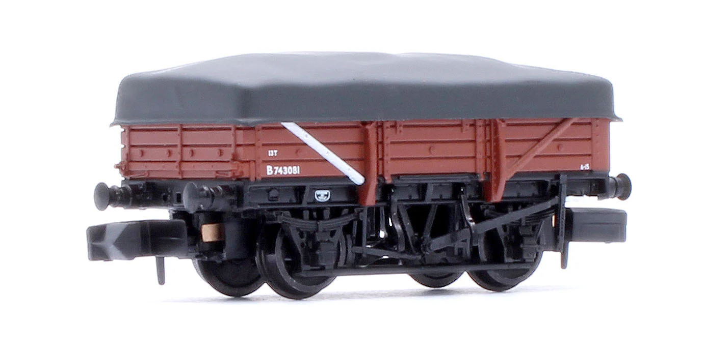 5 Plank China Clay 3-Wagon Pack BR Bauxite (Early) with Flat Canopy No.B743073, B743077 & B743081 - Image 6