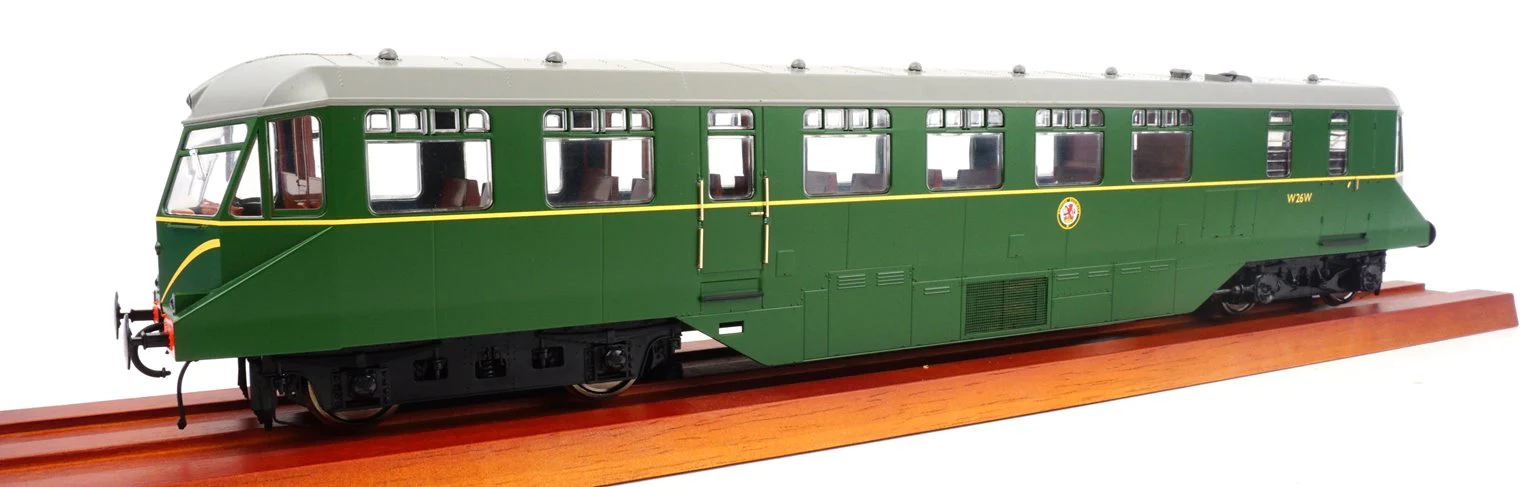 1905 GWR AEC ‘Razor Edge' Railcar BR green with speed whiskers (dark grey roof) No.W26W Diesel Locomotive - Image 2