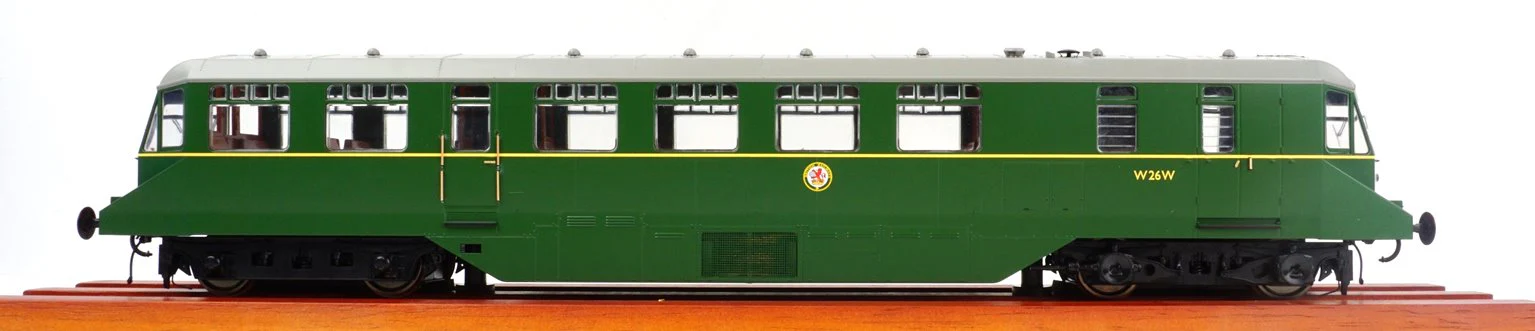 1905 GWR AEC ‘Razor Edge' Railcar BR green with speed whiskers (dark grey roof) No.W26W Diesel Locomotive - Image 3