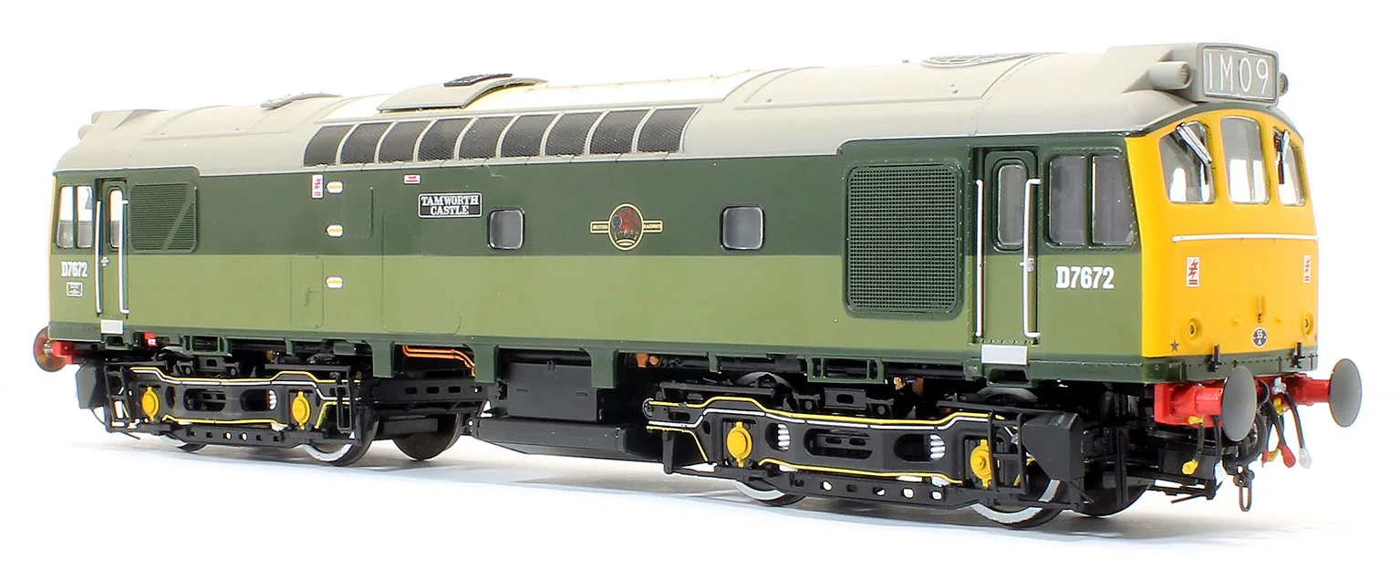 Class 25/3 - D7672 'Tamworth Castle' BR Special Two-Tone Green Diesel Locomotive - Image 4