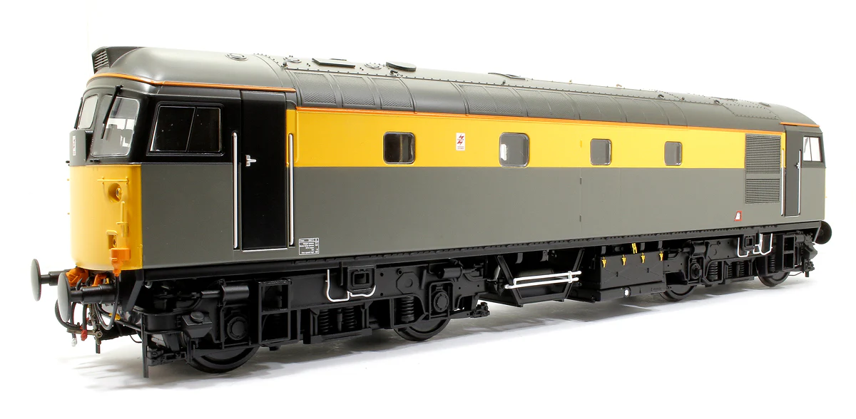 Class 26 BR Civil Engineers ‘Dutch’ Grey/Yellow (Unnumbered) Diesel Locomotive - Image 3