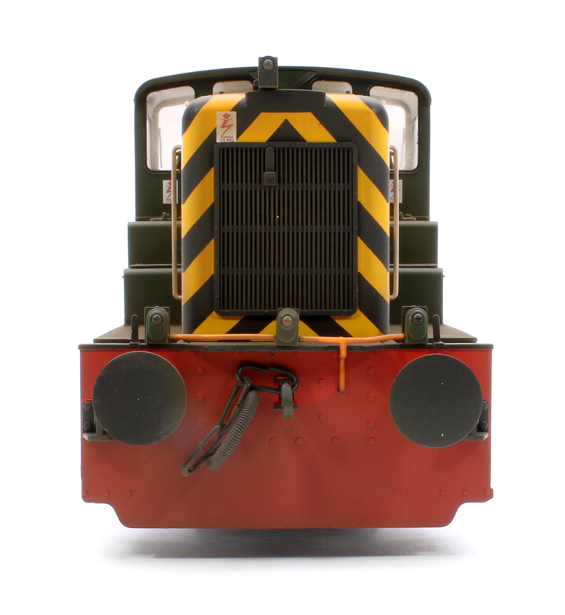 Class 02 BR Green 02004 (Wasp Stripes, no BR logo) Diesel Locomotive - Weathered - Image 7
